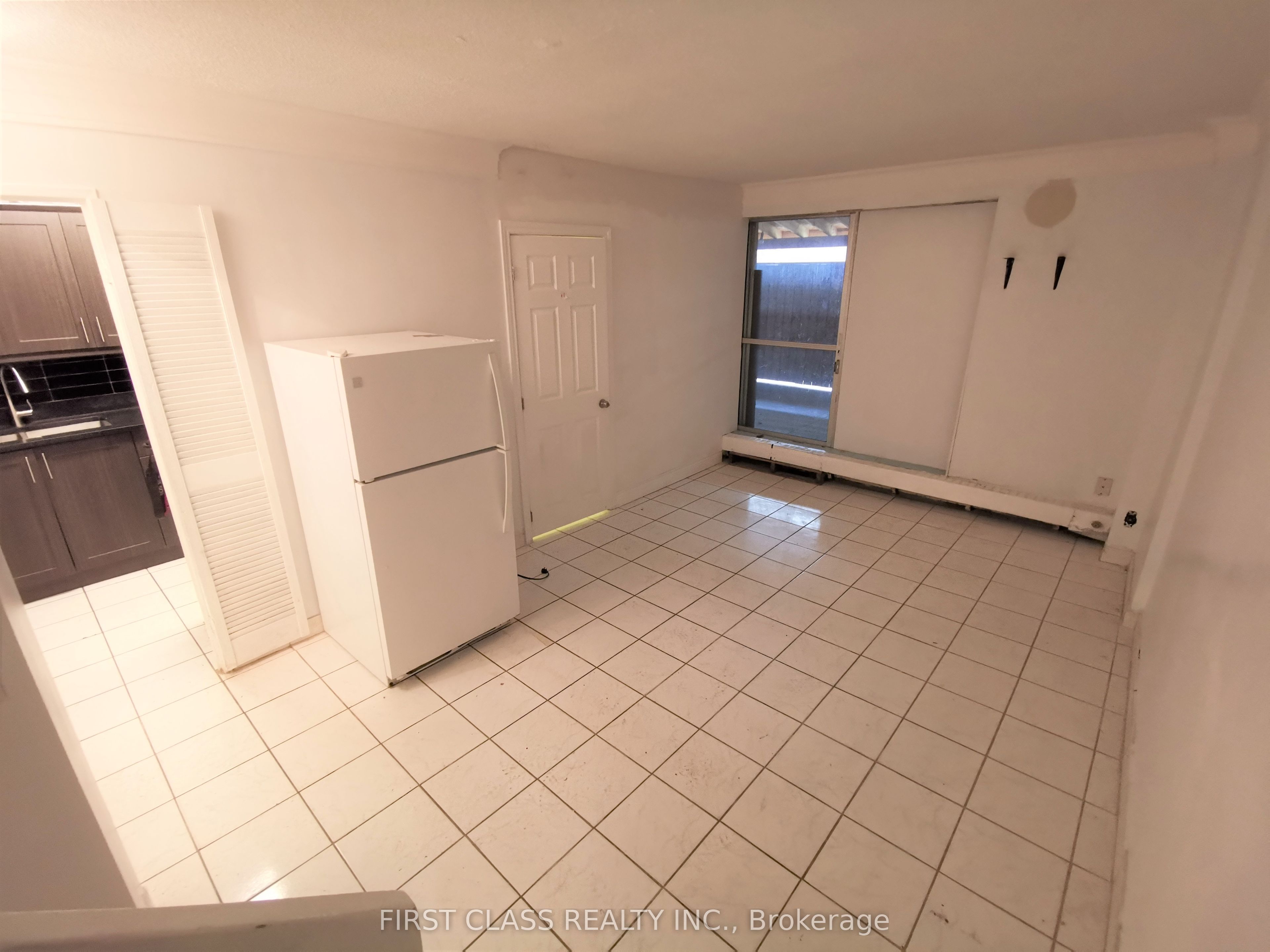 10 Eddystone Avenue 148, Toronto, ON M3N 2T2 photo 5
