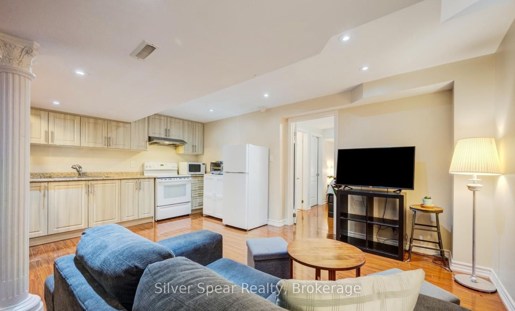 3386 Crimson King Circle Basement, Mississauga, ON L5N 8N1 photo 4