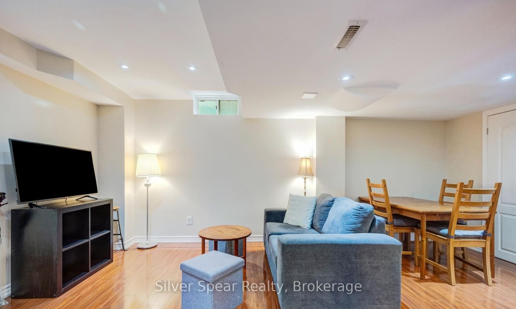 3386 Crimson King Circle Basement, Mississauga, ON L5N 8N1 photo 5