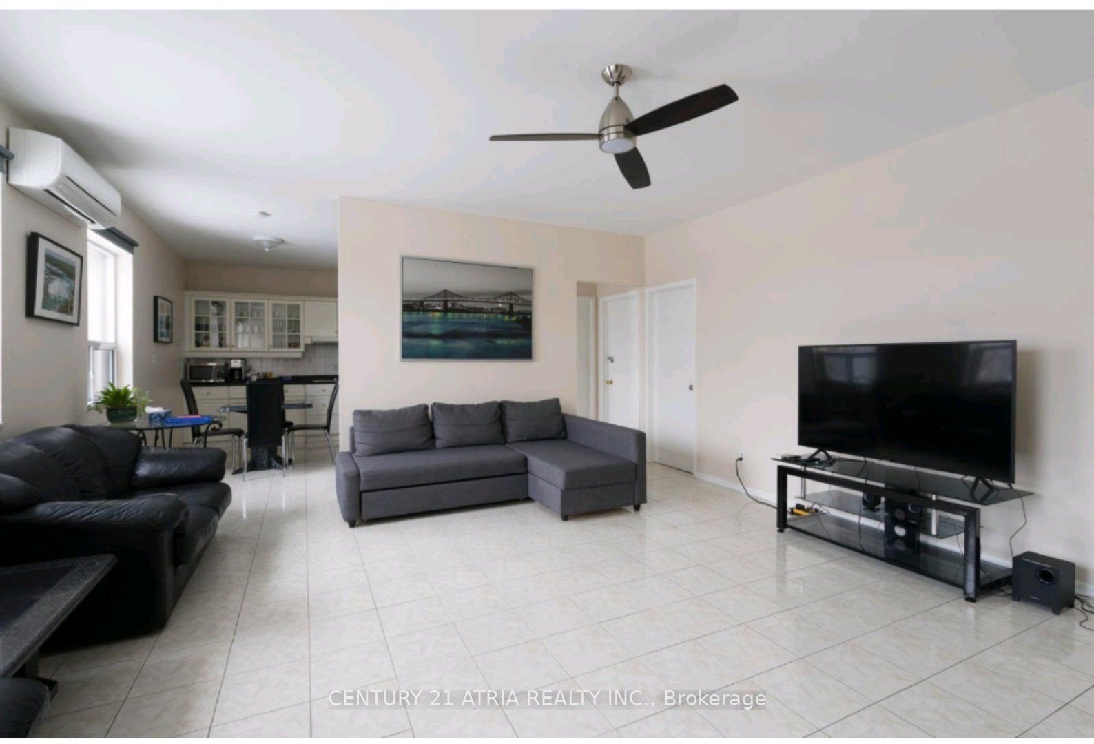 3199 Dufferin Street 2nd floor, Toronto, ON M6A 2T2