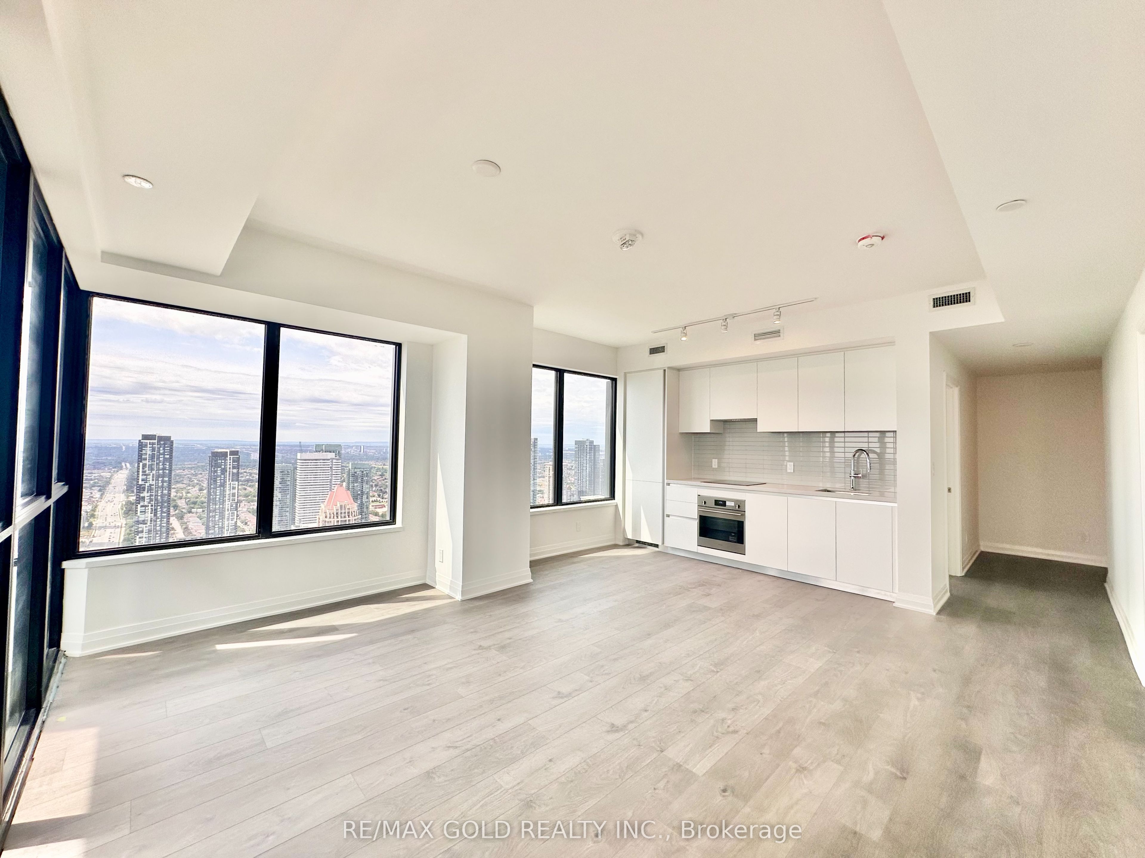 4015 The Exchange Street 5104, Mississauga, ON L5B 0N9 photo 4