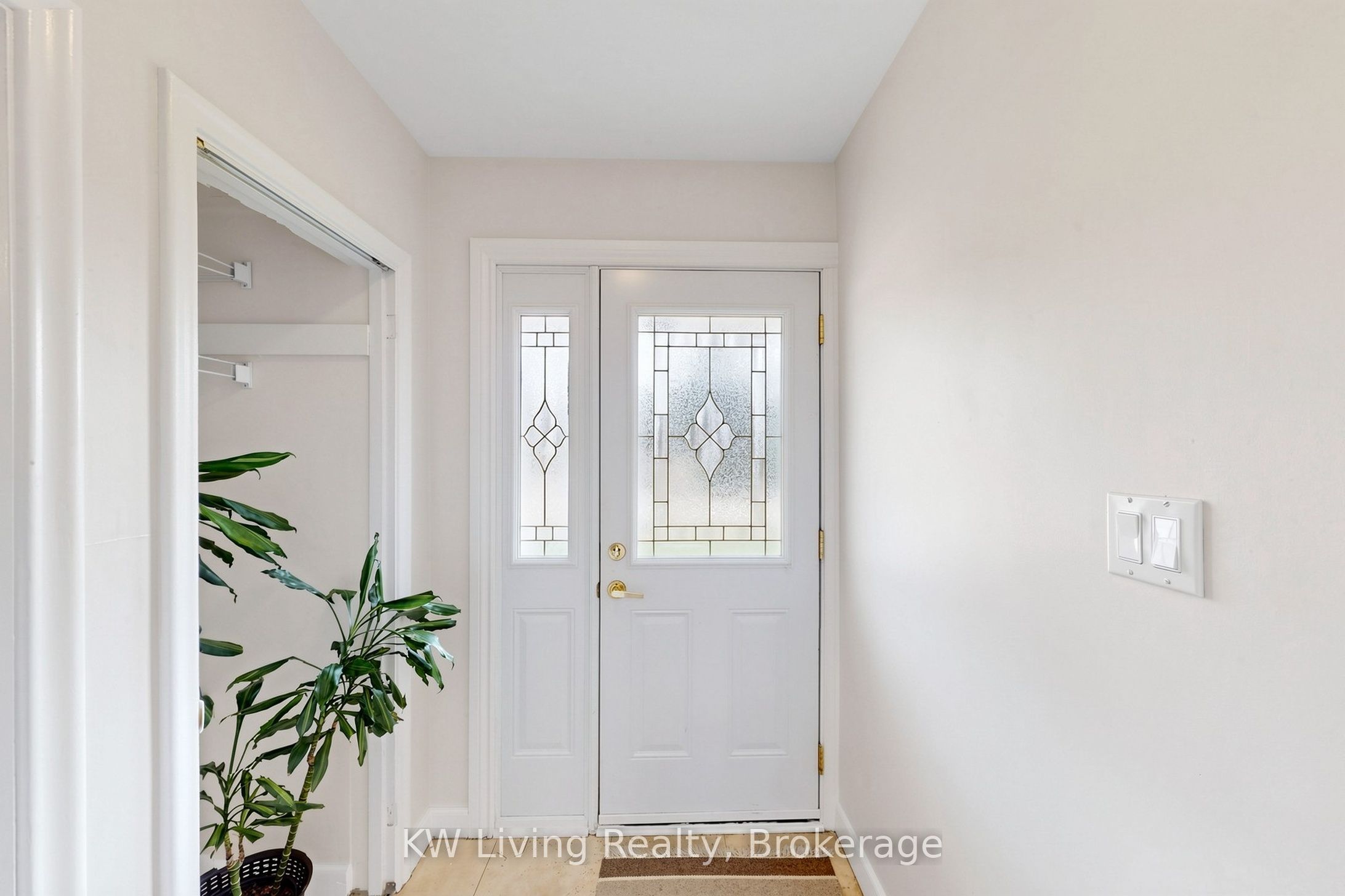 26 Mooreshead Drive, Toronto, ON M9C 2R8 photo 4