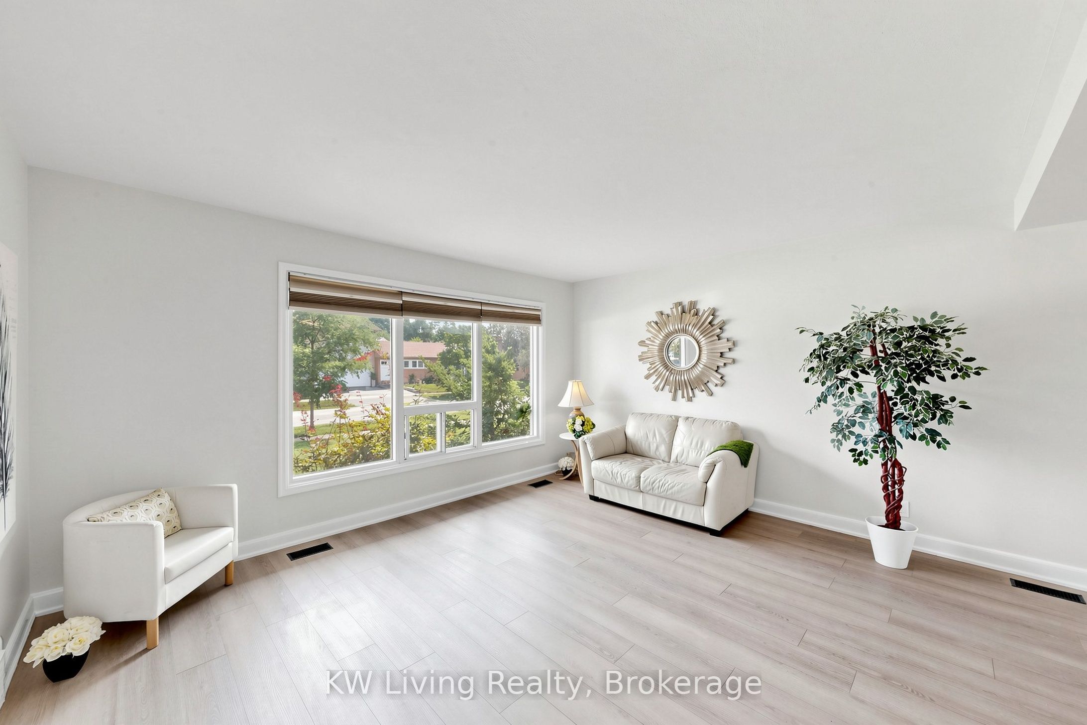 26 Mooreshead Drive, Toronto, ON M9C 2R8 photo 5