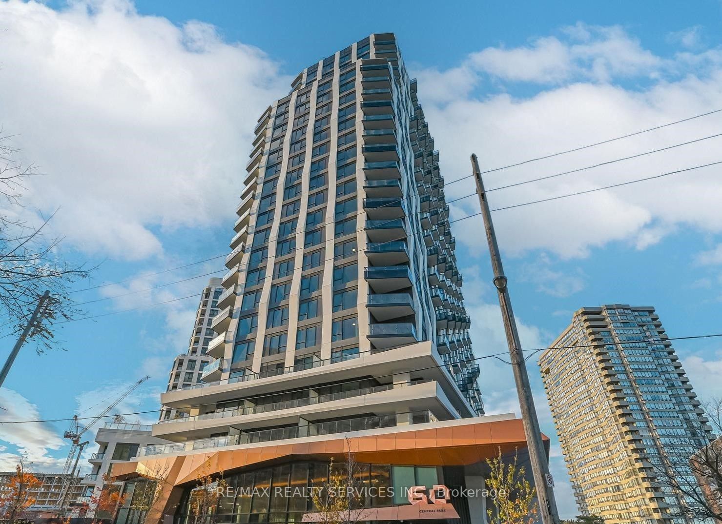 60 Central Park Road Way 1405, Toronto, ON M9A 3K1