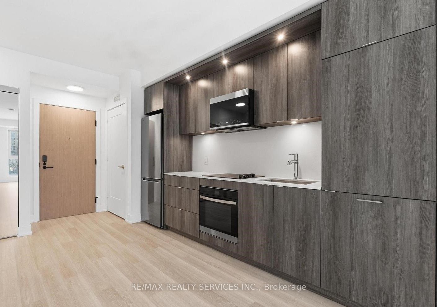 60 Central Park Road Way 1405, Toronto, ON M9A 3K1 photo 3