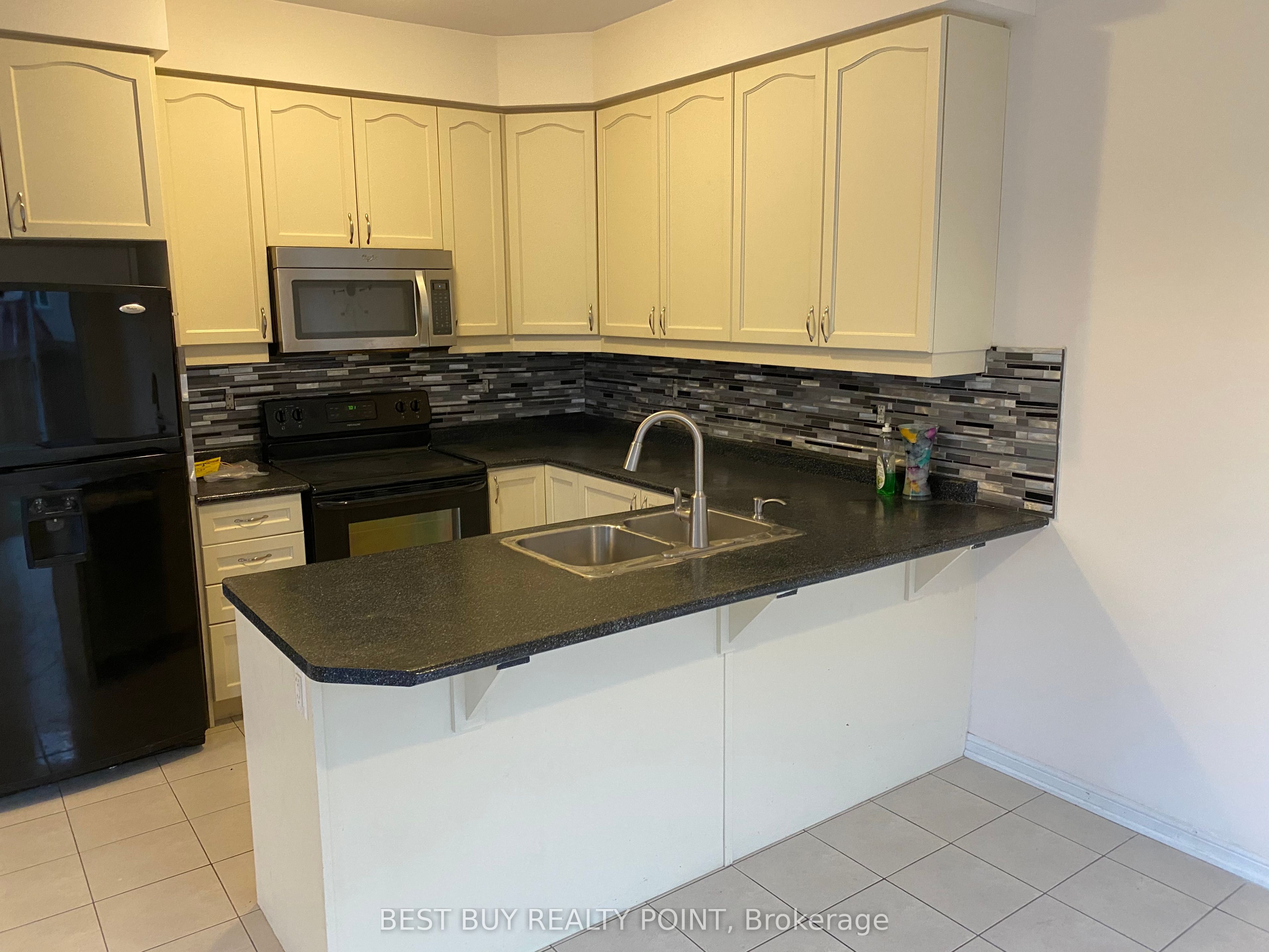 81 Ruhl Drive, Milton, ON L9T 8S4 photo 4