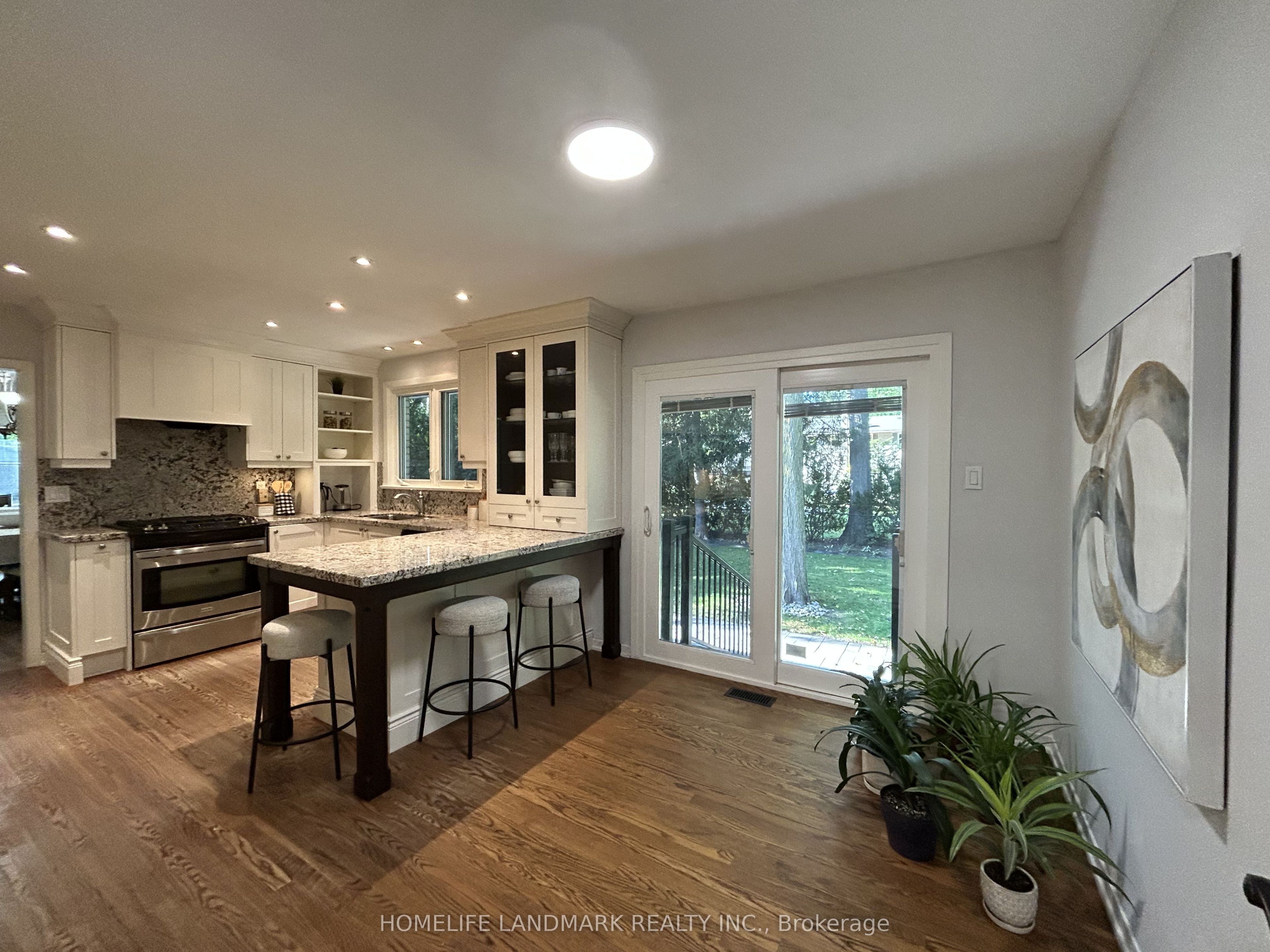 2410 Prince John Boulevard, Mississauga, ON L5K 1S2 photo 4