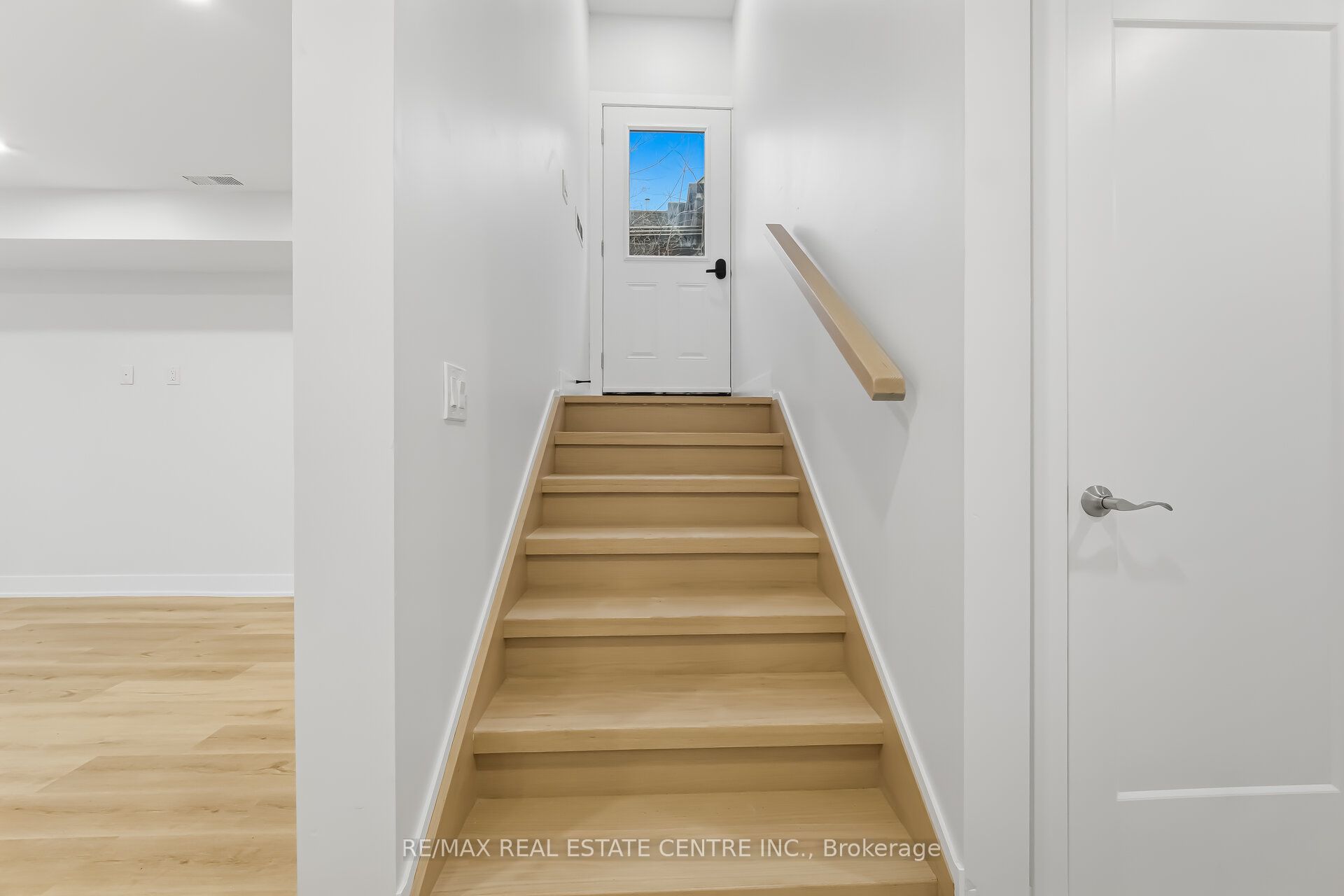 11 Bentley Drive Basement, Toronto, ON M8Z 3L9 photo 3