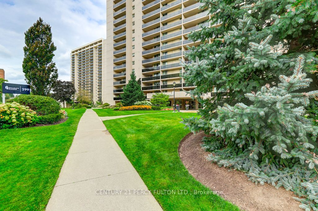 299 Mill Road 1406, Toronto, ON M9C 4V9 photo 2