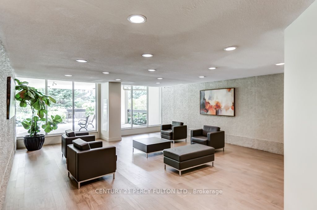299 Mill Road 1406, Toronto, ON M9C 4V9 photo 4