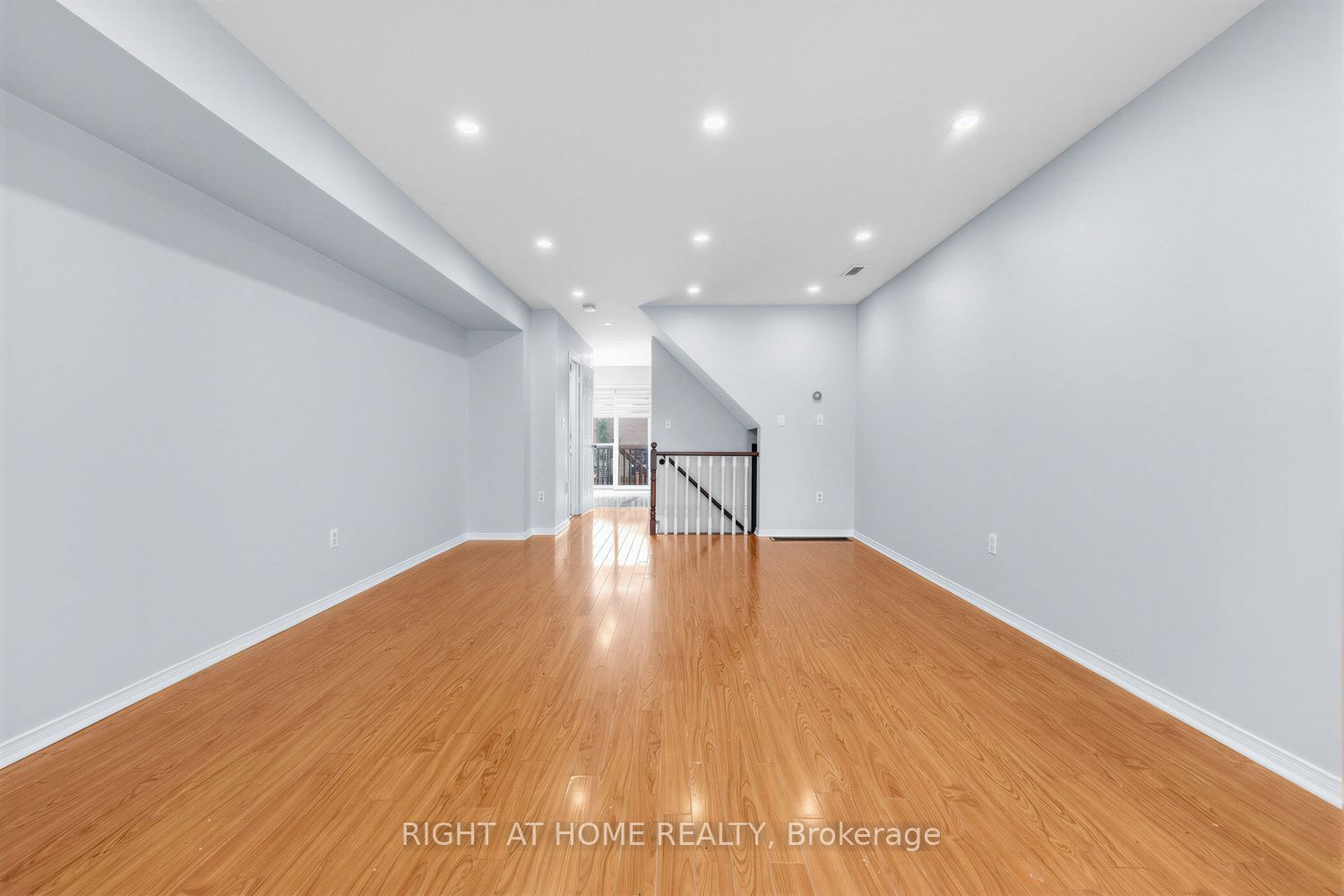 80 Strathaven Drive 31, Mississauga, ON L5R 3V9 photo 5