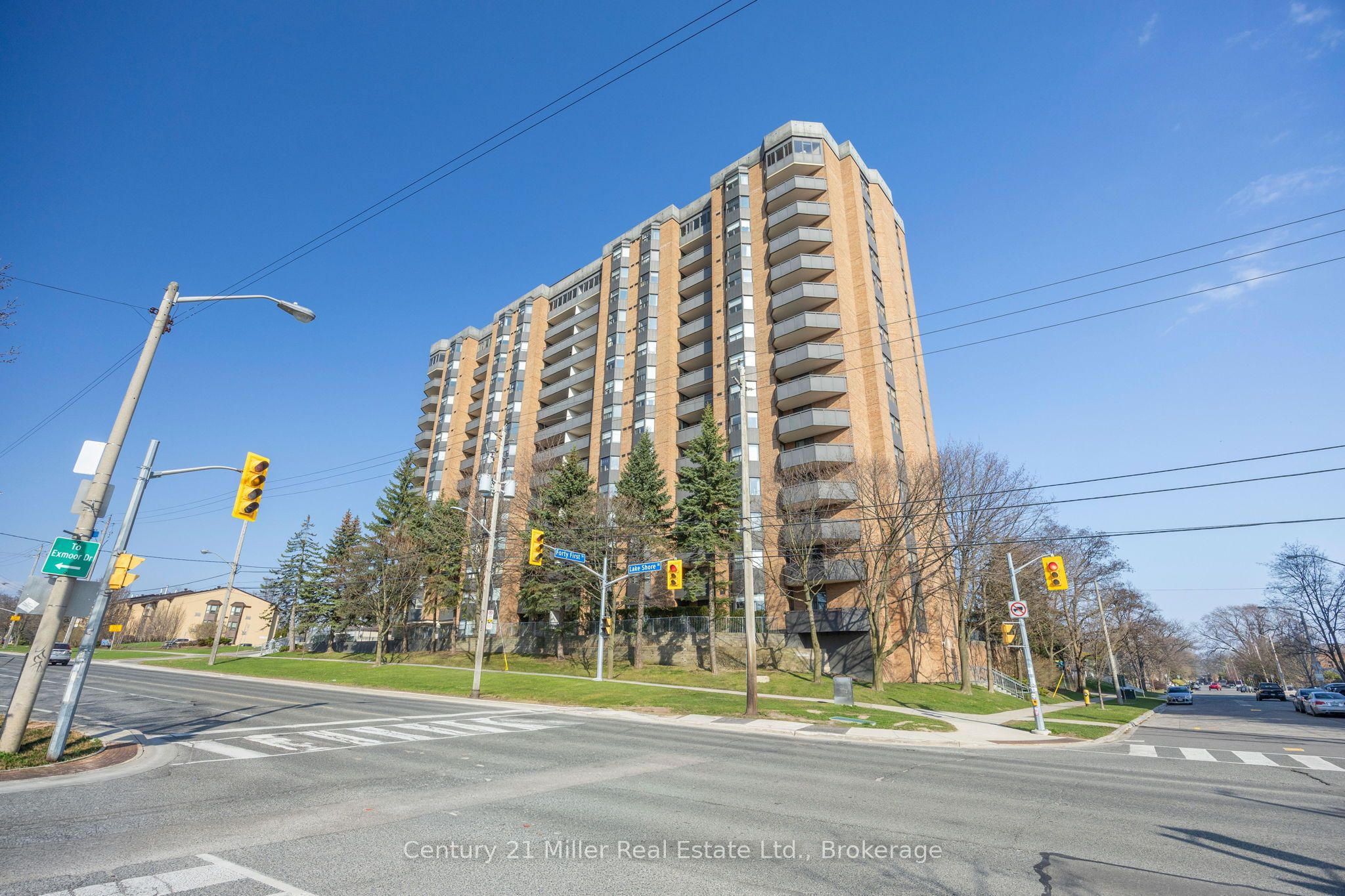 3845 Lake Shore Boulevard W 411, Toronto, ON M8W 4Y3 photo 3