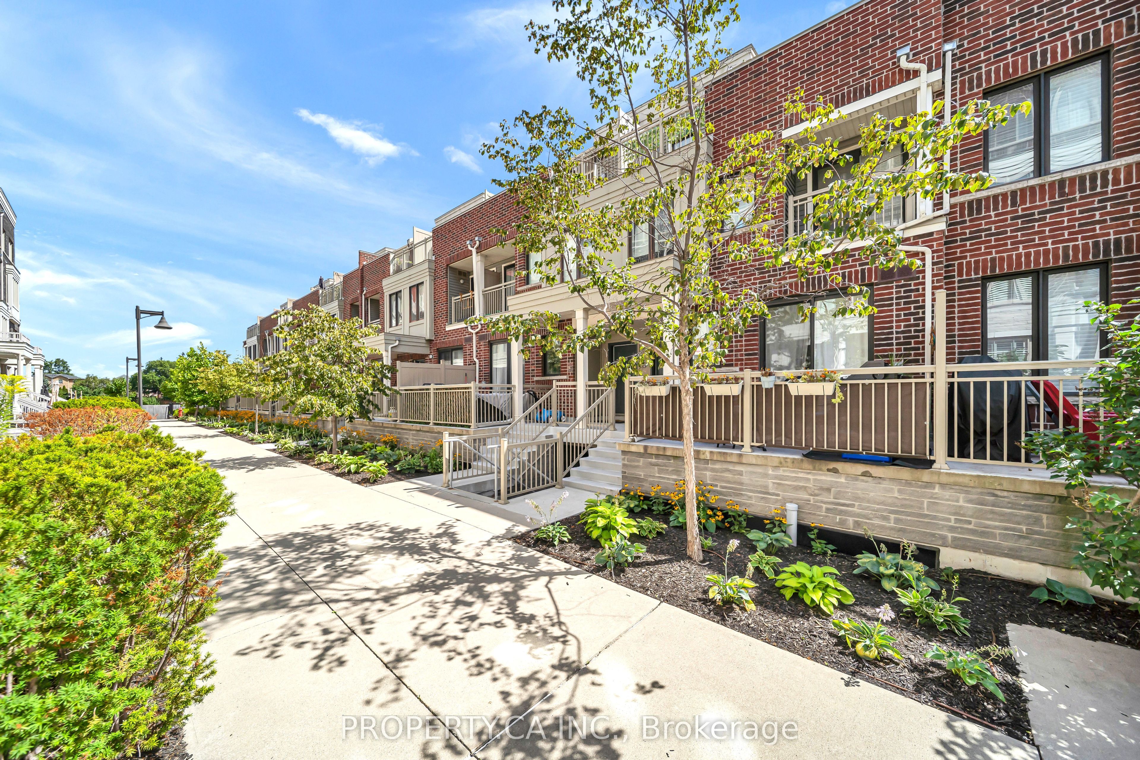 135 Long Branch Avenue 7, Toronto, ON M8W 0A9