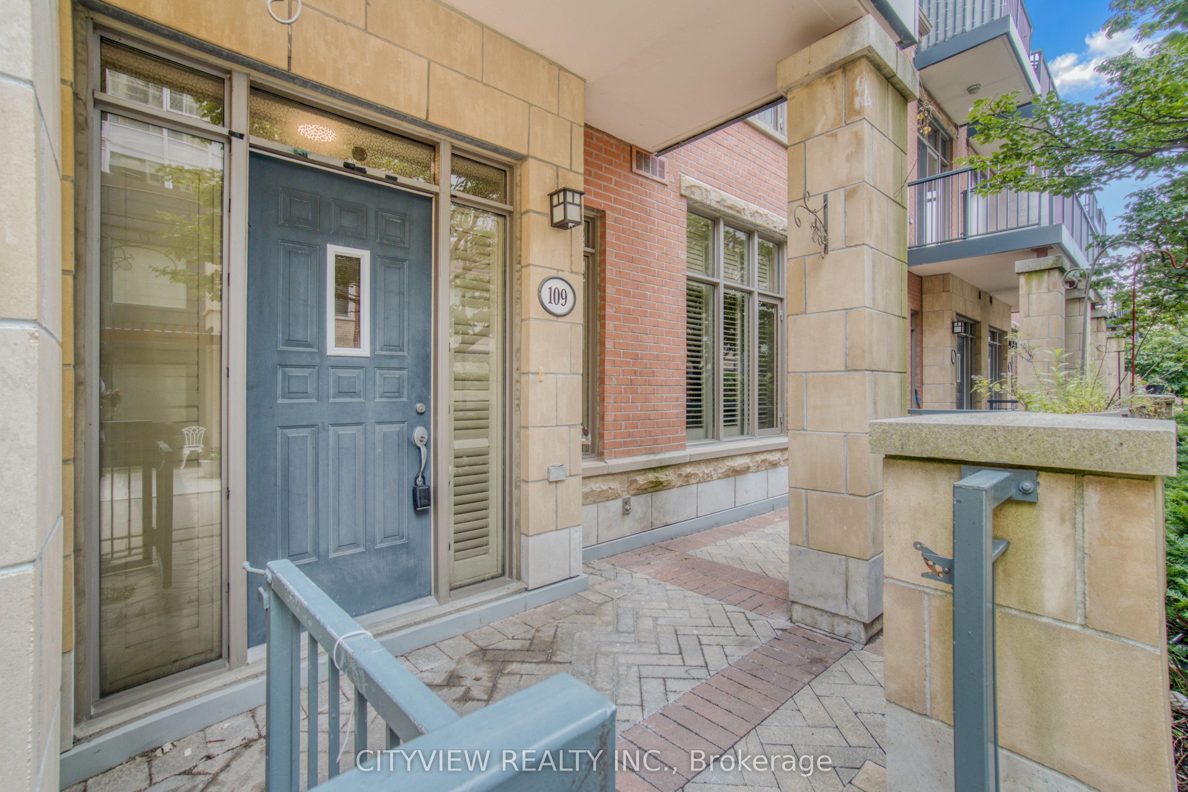 320 City Centre Drive 109, Mississauga, ON L5B 4P8 photo 4