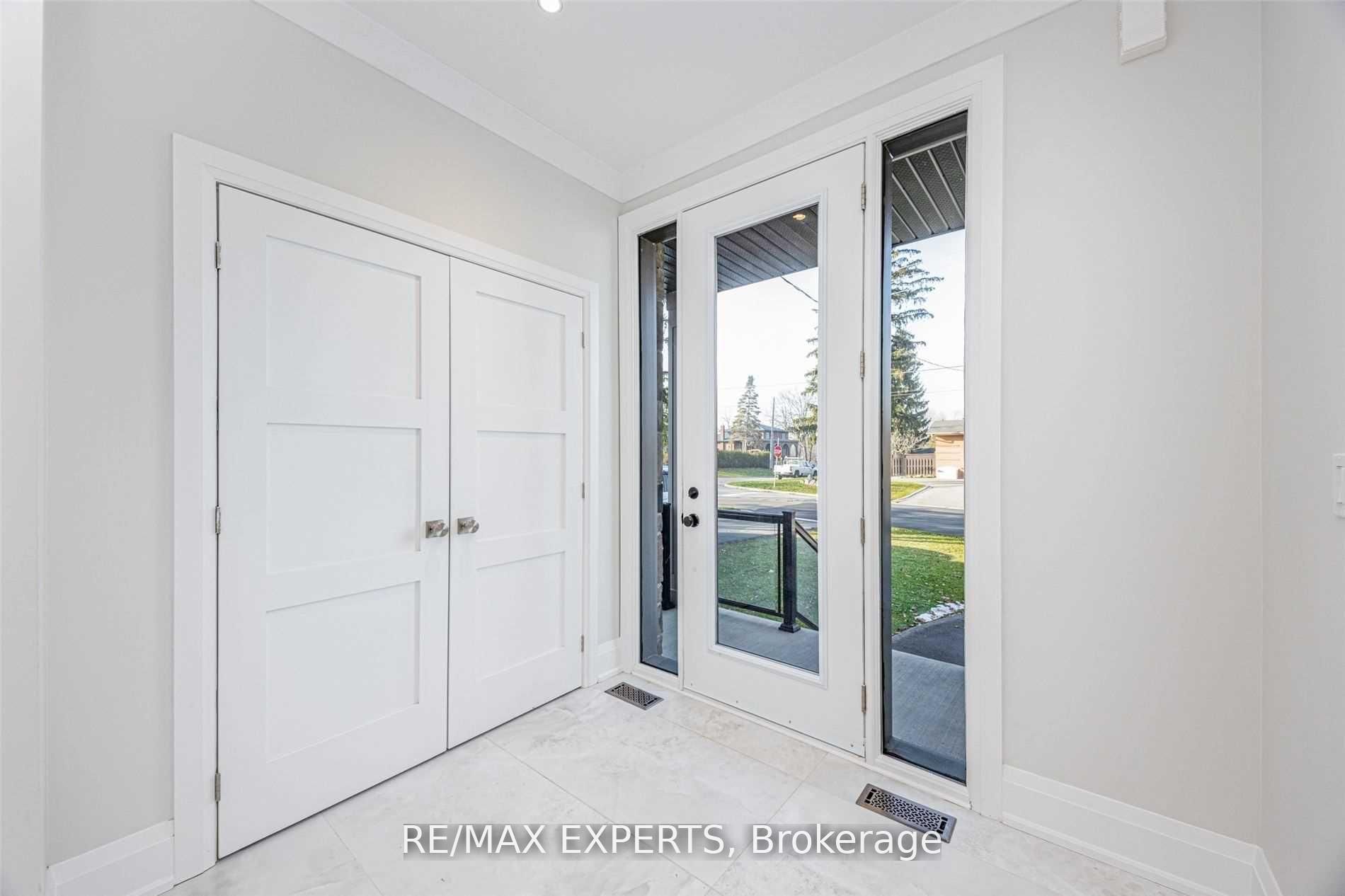 55 Muir Avenue, Toronto, ON M9L 1H5 photo 3