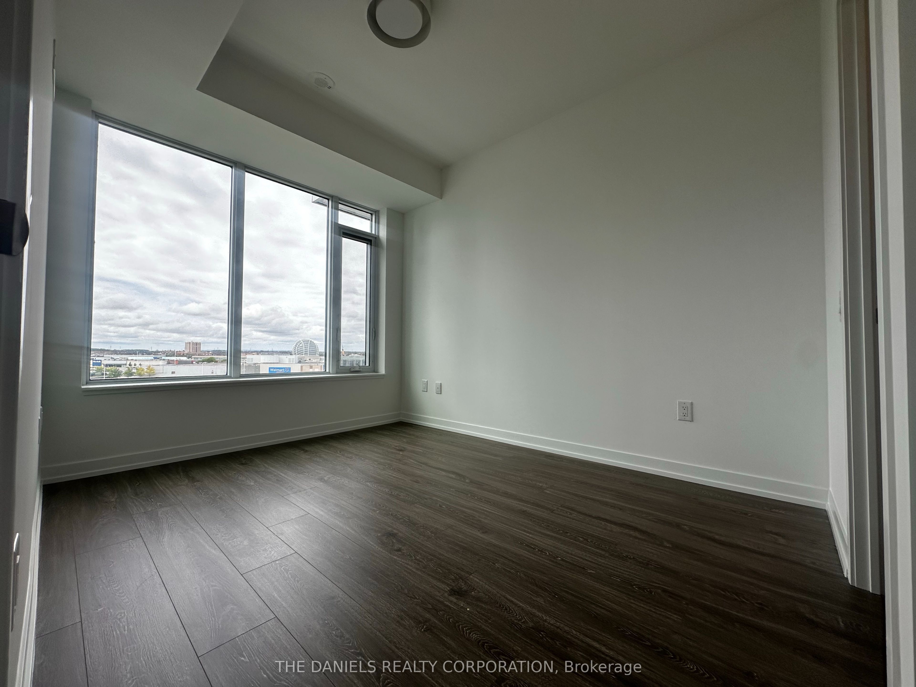 2485 Eglinton Avenue W 924, Mississauga, ON L5M 2T1 photo 5