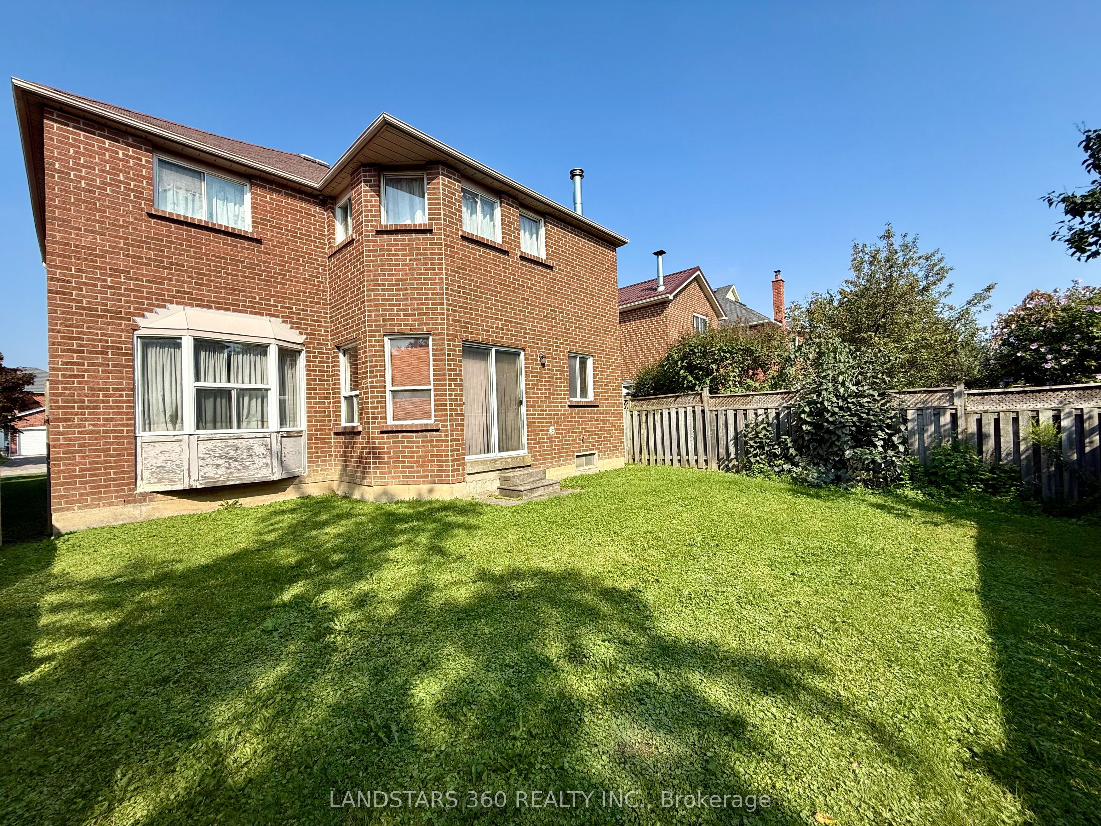 4535 Gullfoot Circle, Mississauga, ON L4Z 2K3 photo 3