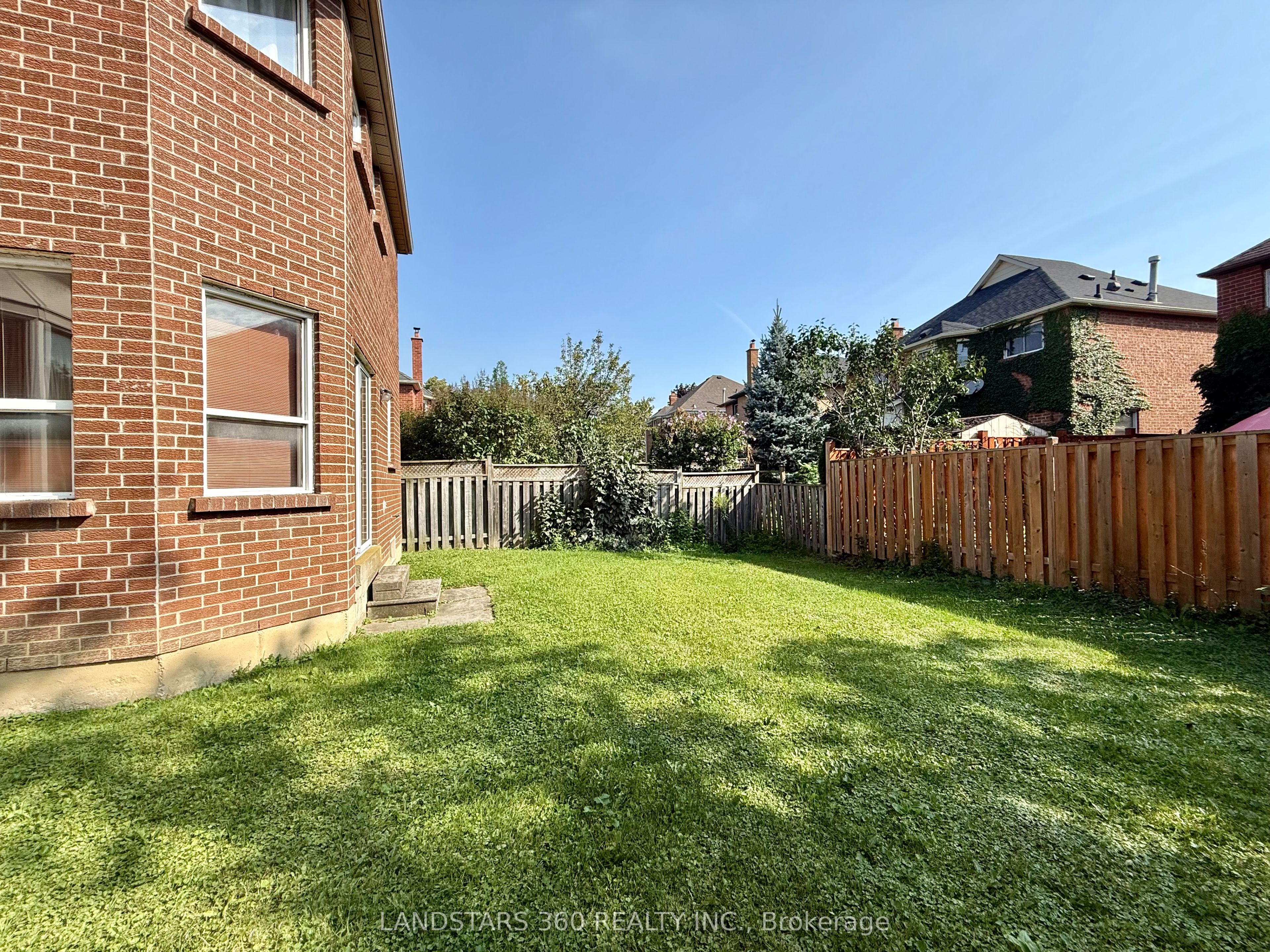 4535 Gullfoot Circle, Mississauga, ON L4Z 2K3 photo 4