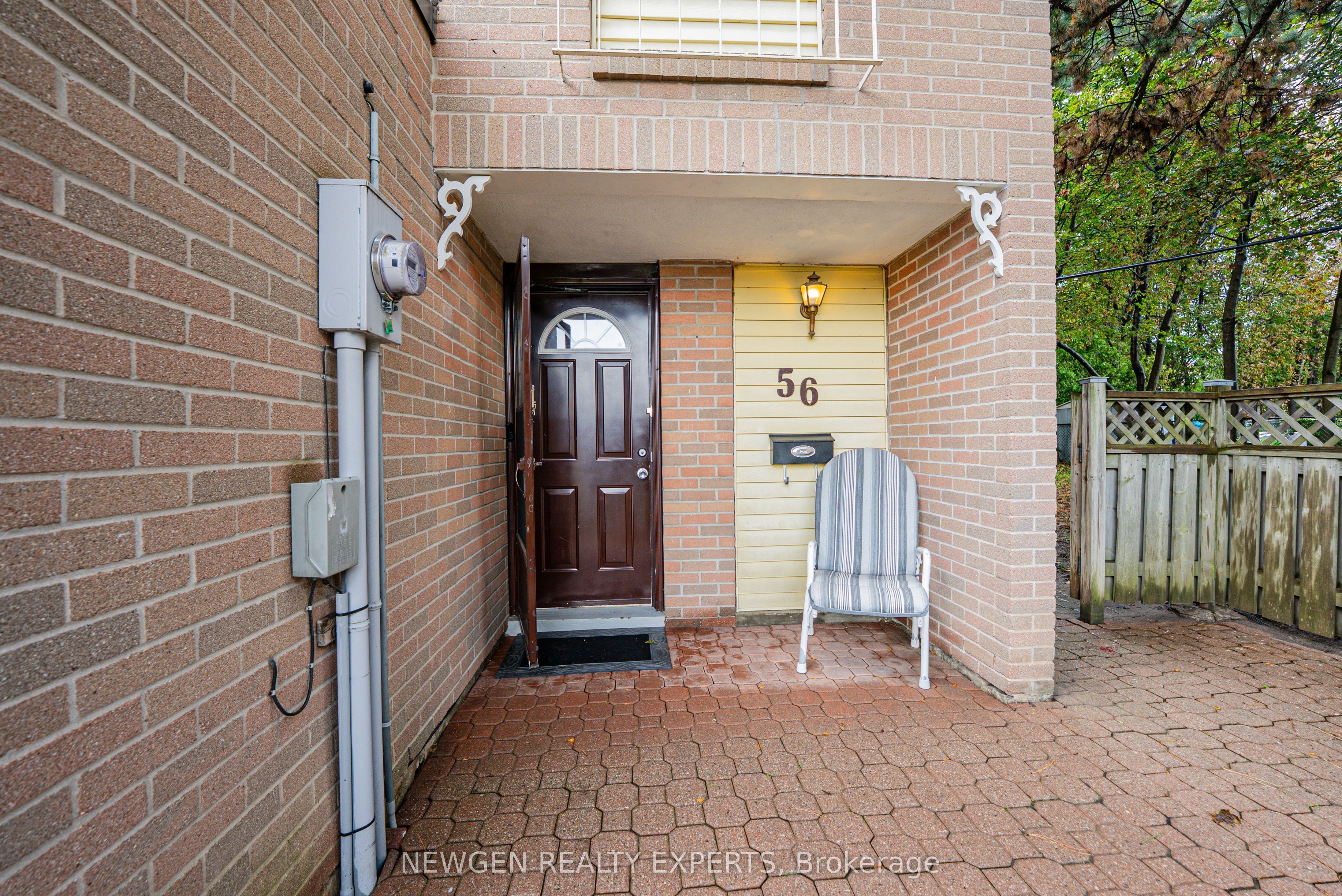 46 Dearbourne Boulevard 56, Brampton, ON L6T 1J7 photo 4
