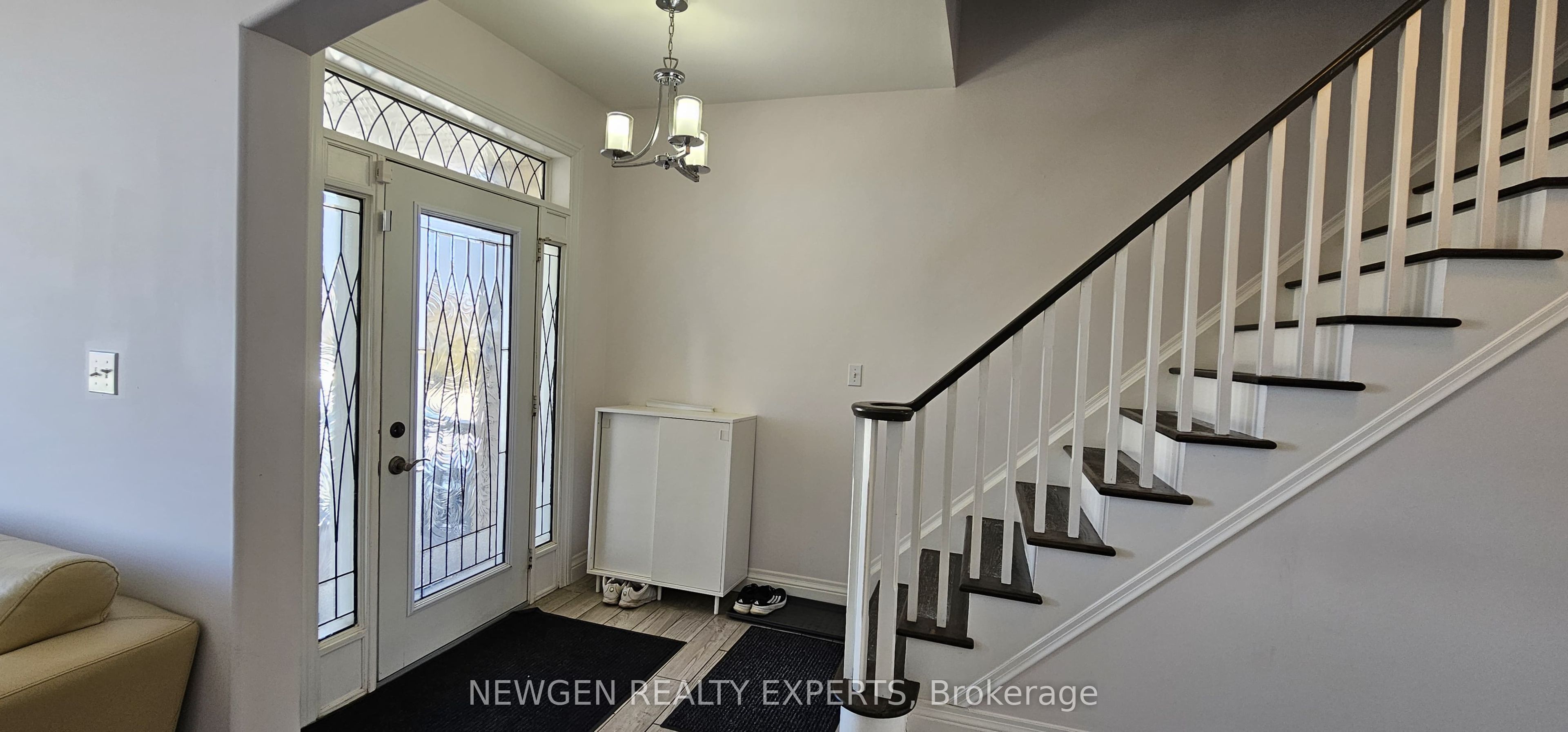 687 Marley Crescent, Milton, ON L9T 5M1 photo 2