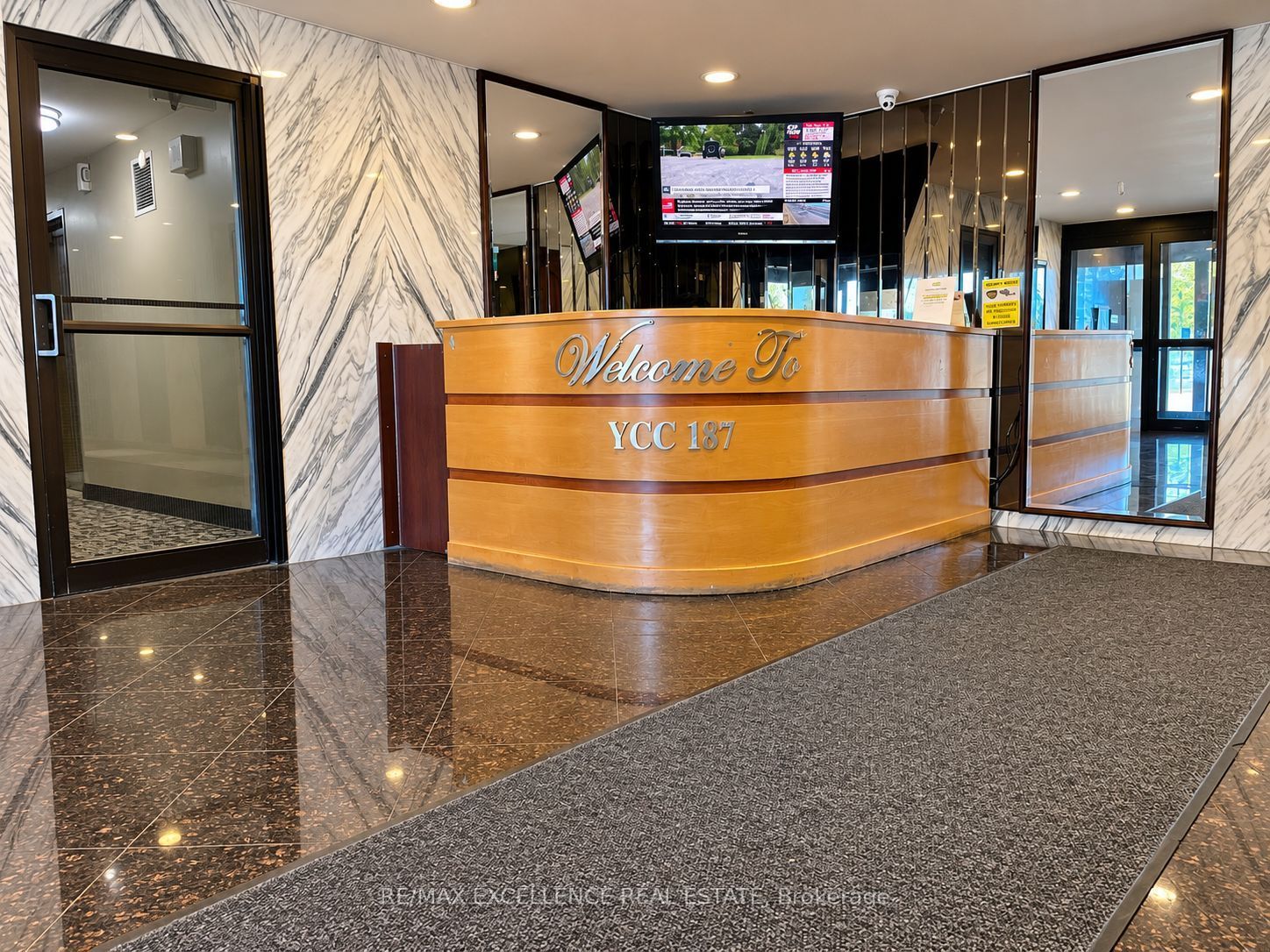 3390 Weston Road 2105, Toronto, ON M9M 2X3 photo 4