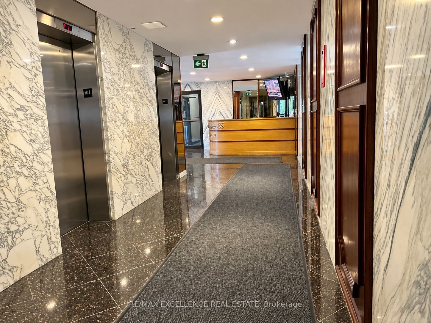 3390 Weston Road 2105, Toronto, ON M9M 2X3 photo 5
