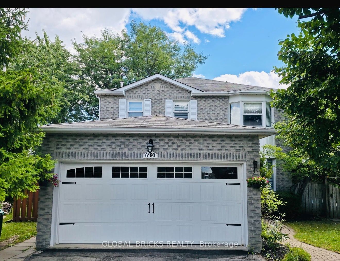 6190 Saltmarsh Court, Mississauga, ON L5N 5V8