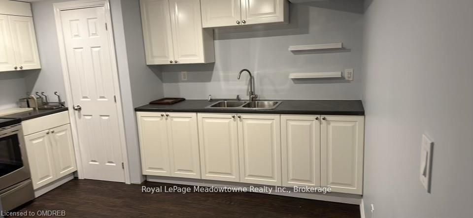 316 Tonelli Lane NE Basement A, Milton, ON L9T 0N8 photo 3