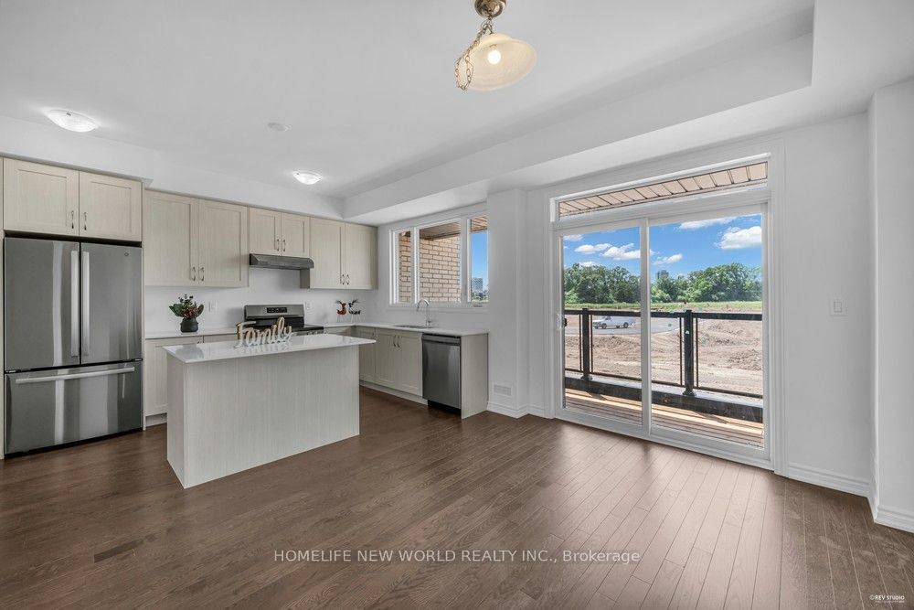 1095 Wheat Boom Drive, Oakville, ON L6H 7H5