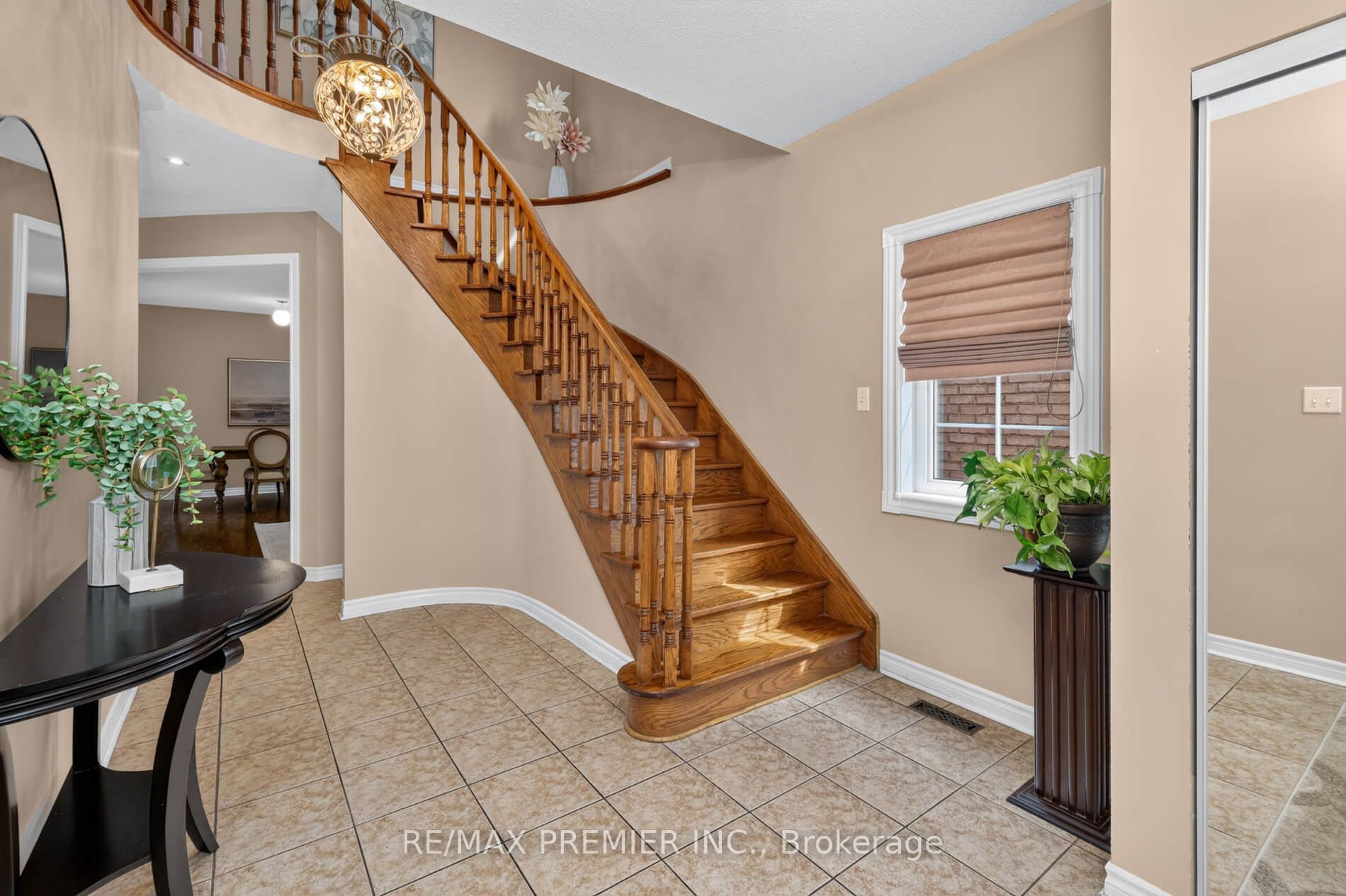 19 Timberwolf Road, Brampton, ON L6P 2B4 photo 5