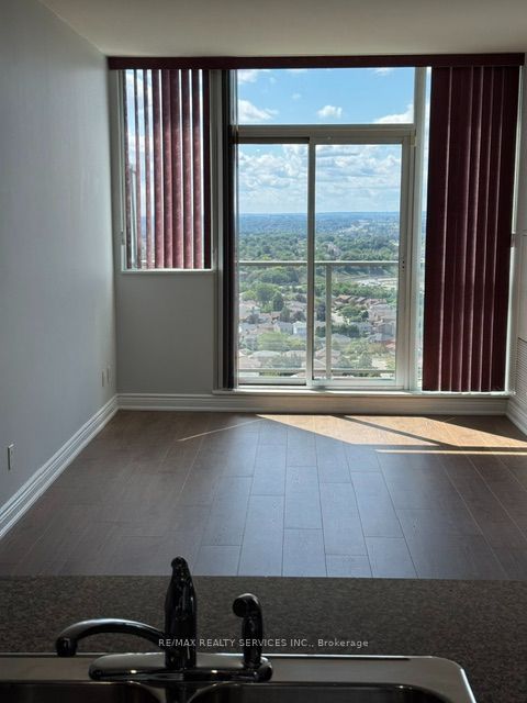 339 Rathburn Road W PH09, Mississauga, ON L5B 0K6 photo 5