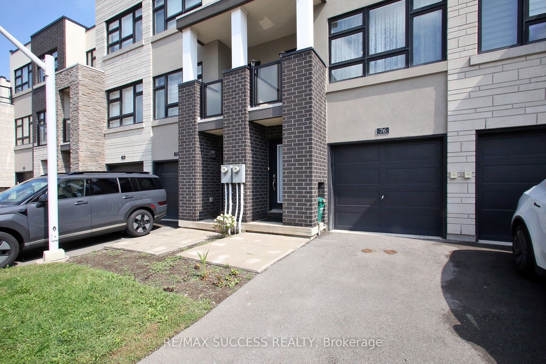 1121 Cooke Boulevard 76, Burlington, ON L7T 0C3 photo 2