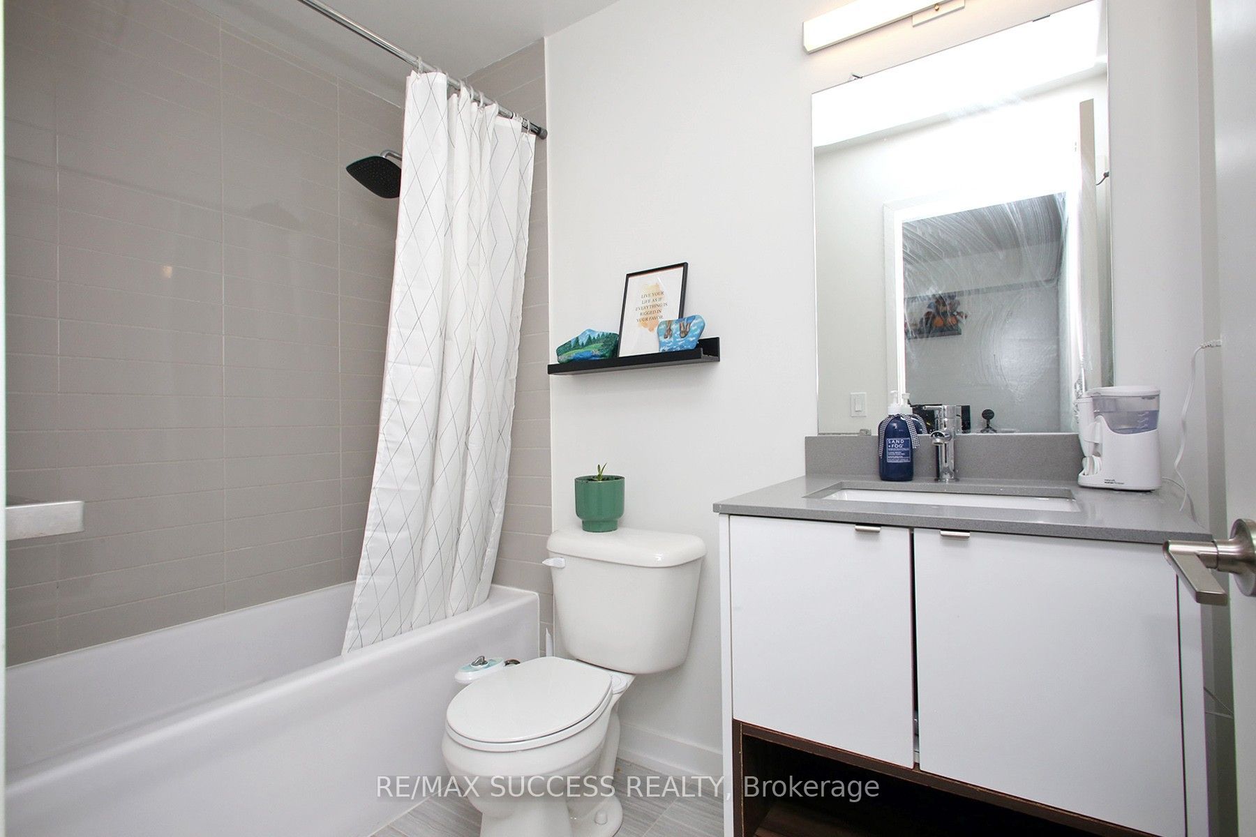 1121 Cooke Boulevard 76, Burlington, ON L7T 0C3 photo 4