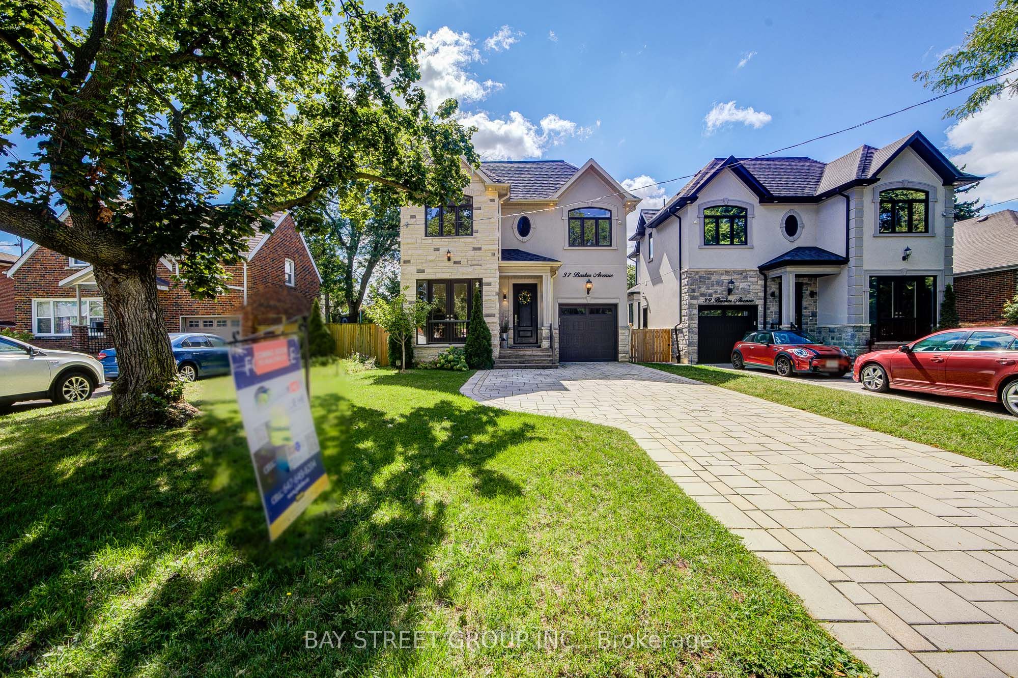 37 Barker Avenue, Toronto, ON M9V 1E6 photo 2