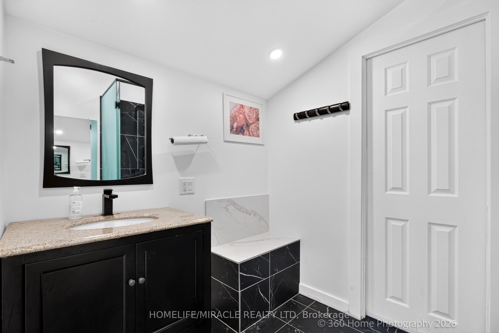 178 Kingsview Boulevard, Toronto, ON M9R 1V5 photo 3