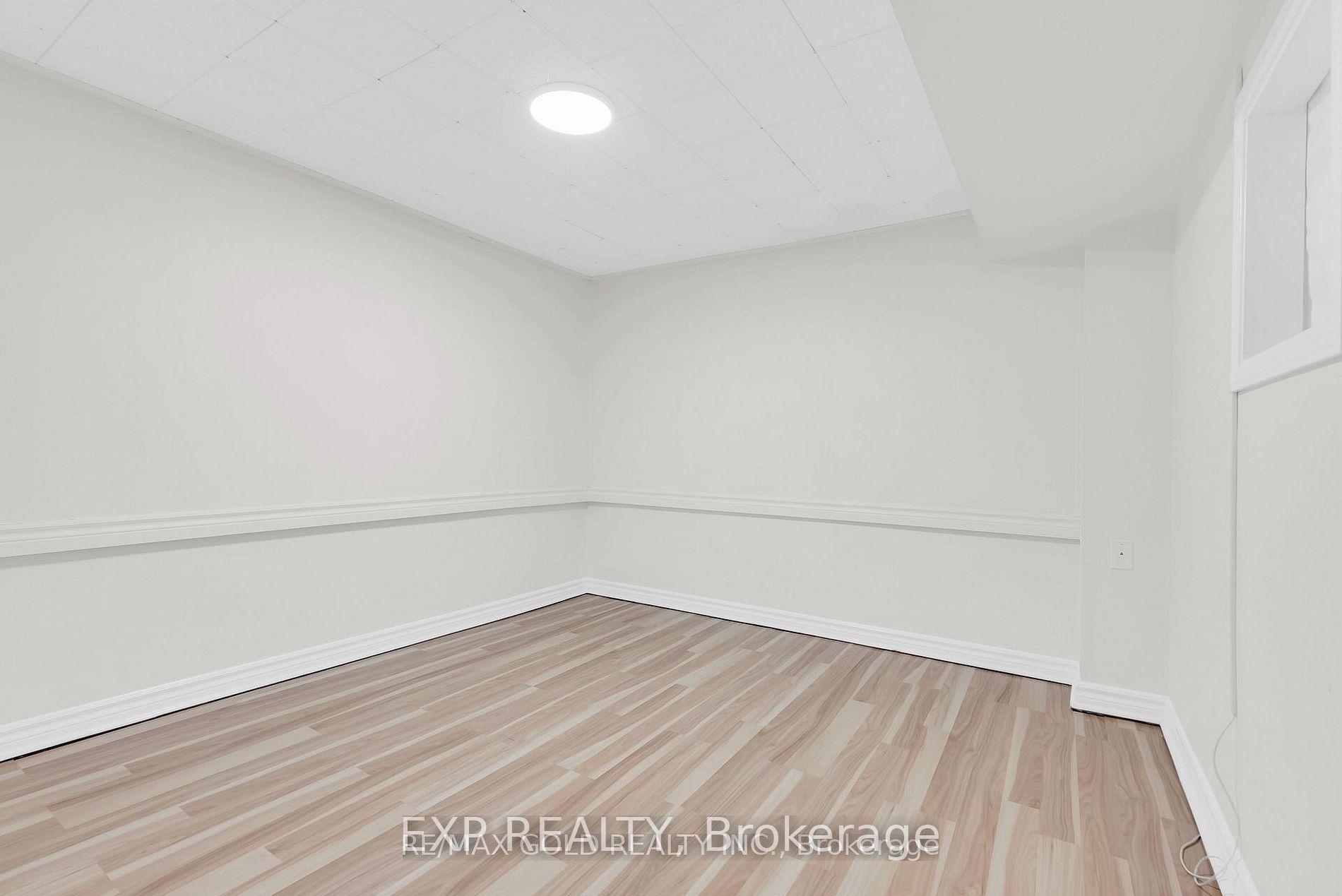 6677 Ganymede Road Lower Level, Mississauga, ON L5N 4V3 photo 5