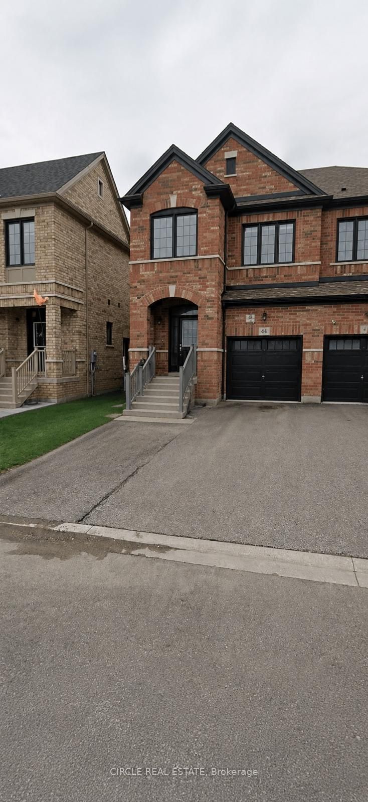 44 Fordham Road, Brampton, ON L6Y 6K2