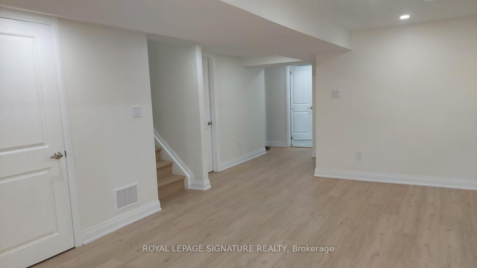 1374 Ludbrook Court Bsmt, Mississauga, ON L5J 3P4 photo 5
