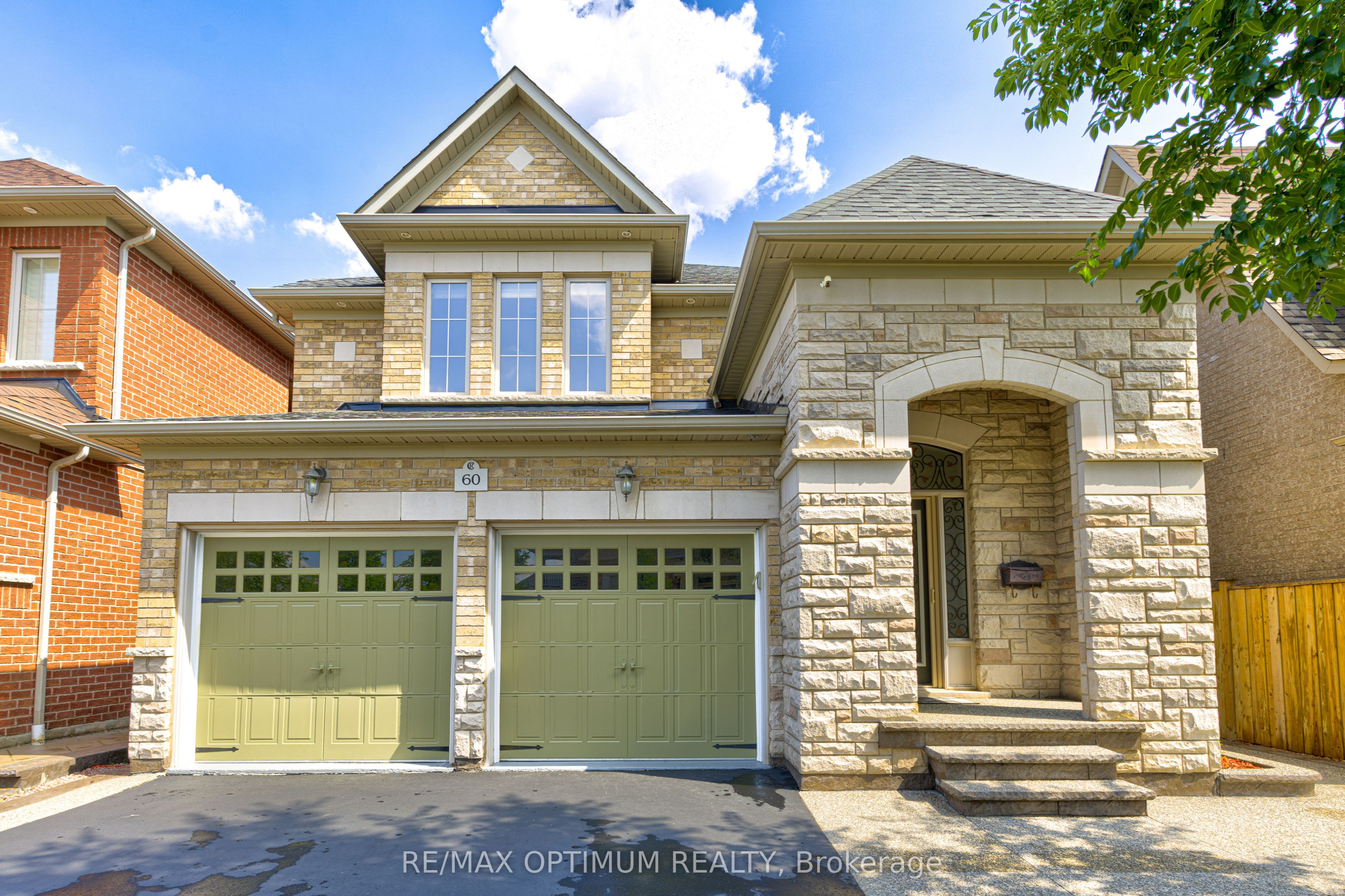 60 Impulse Circle, Brampton, ON L6X 0X9 photo 2