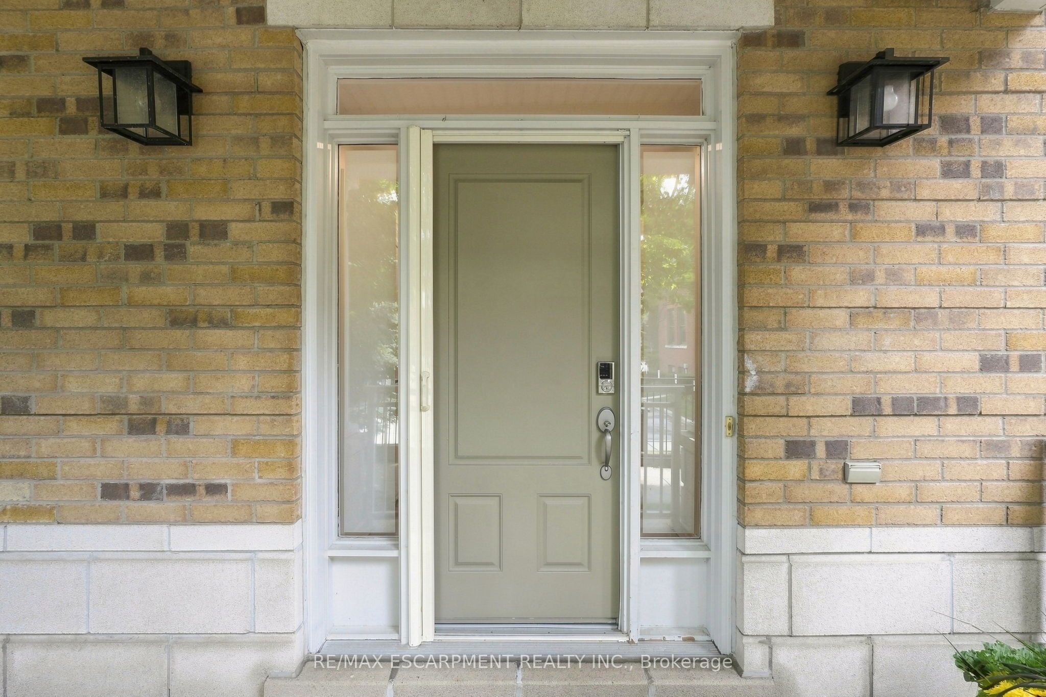 36 Compass Way, Mississauga, ON L5G 4T8 photo 3