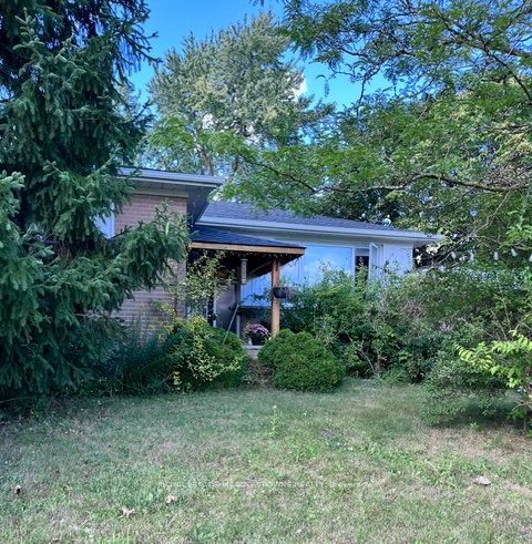 153 Delrex Boulevard, Halton Hills, ON L7G 4E1 photo 2