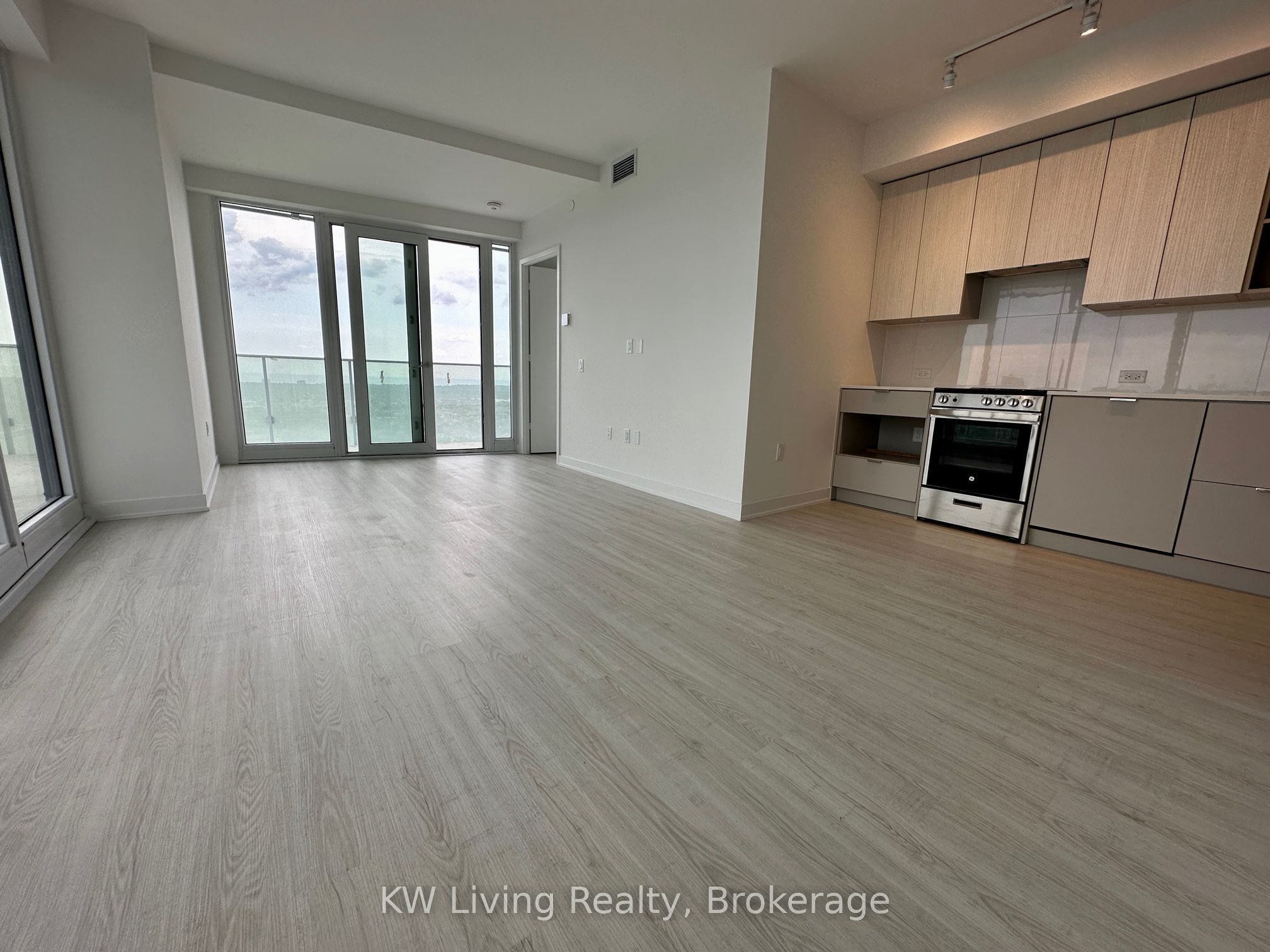 3883 Quartz Road 2204, Mississauga, ON L5B 0M4 photo 5