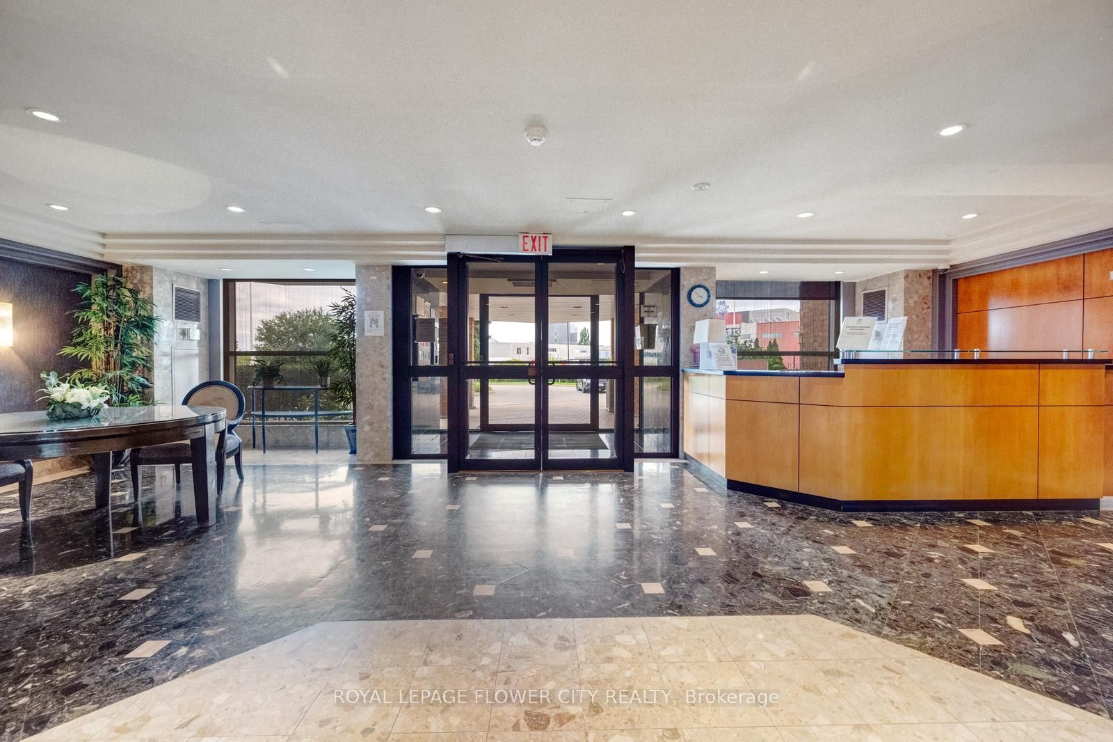 6 Humberline Drive 417, Toronto, ON M9W 6X8 photo 4