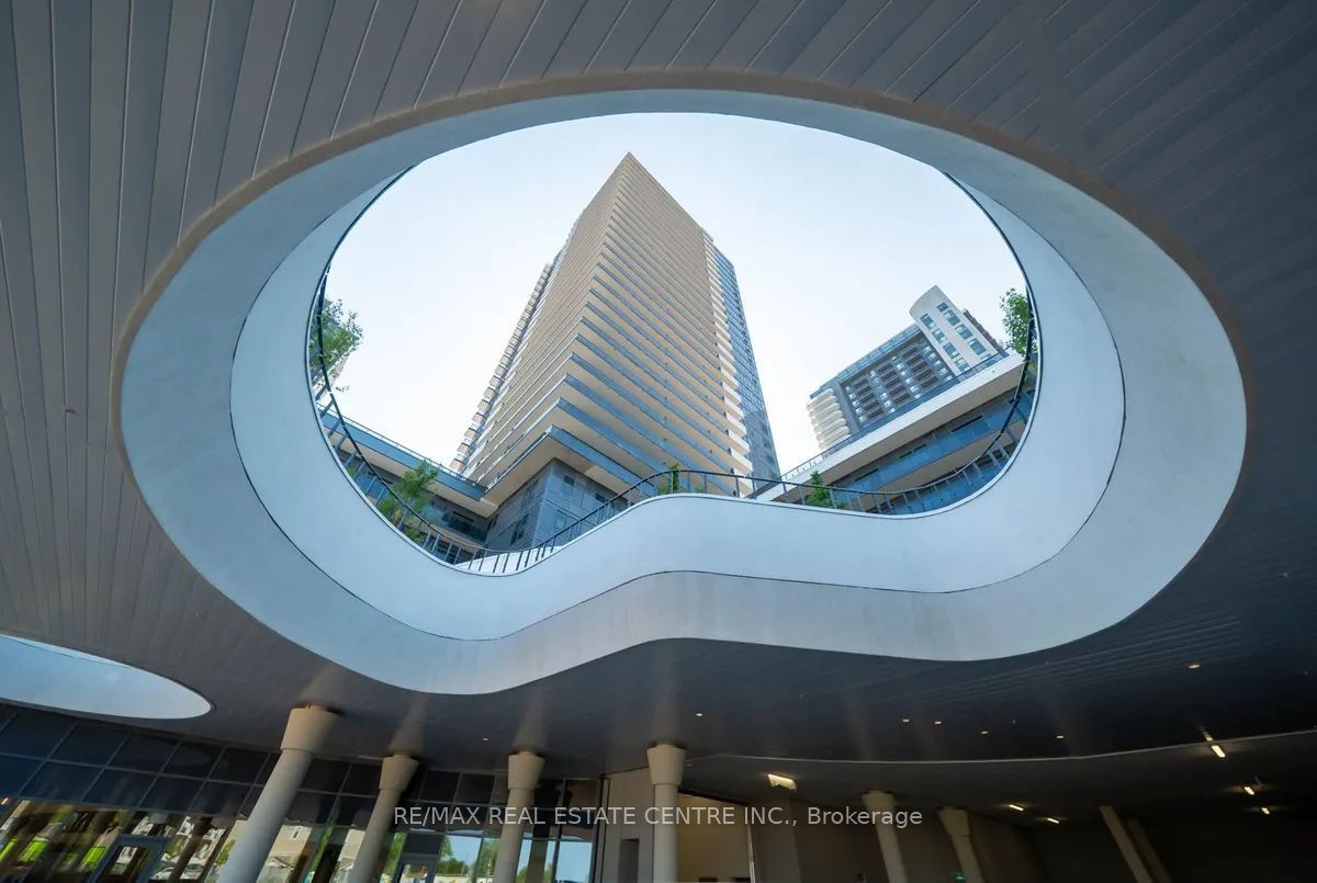 5105 Hurontario Street 2907, Mississauga, ON L4Z 3X7 photo 3