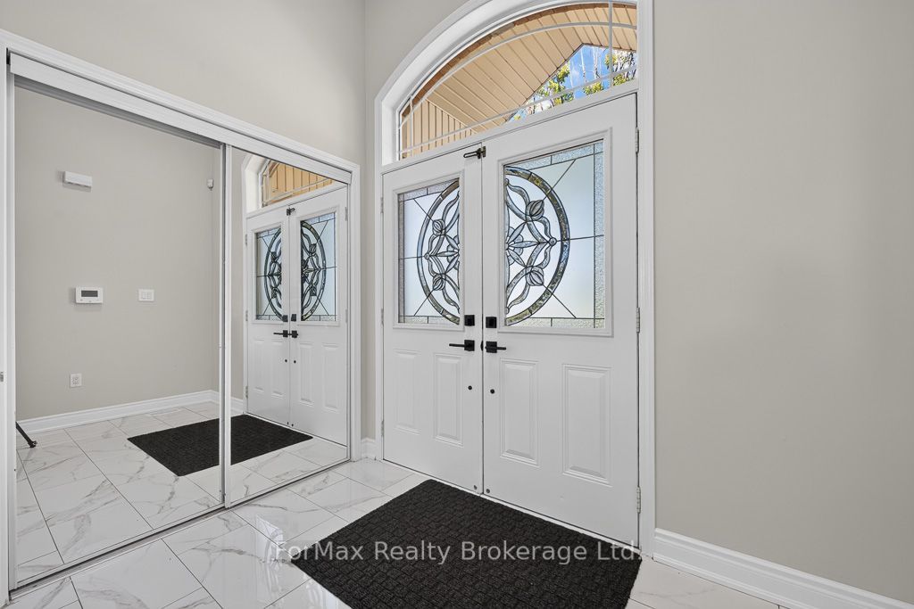 35 Seascape Crescent, Brampton, ON L6P 3C5 photo 3