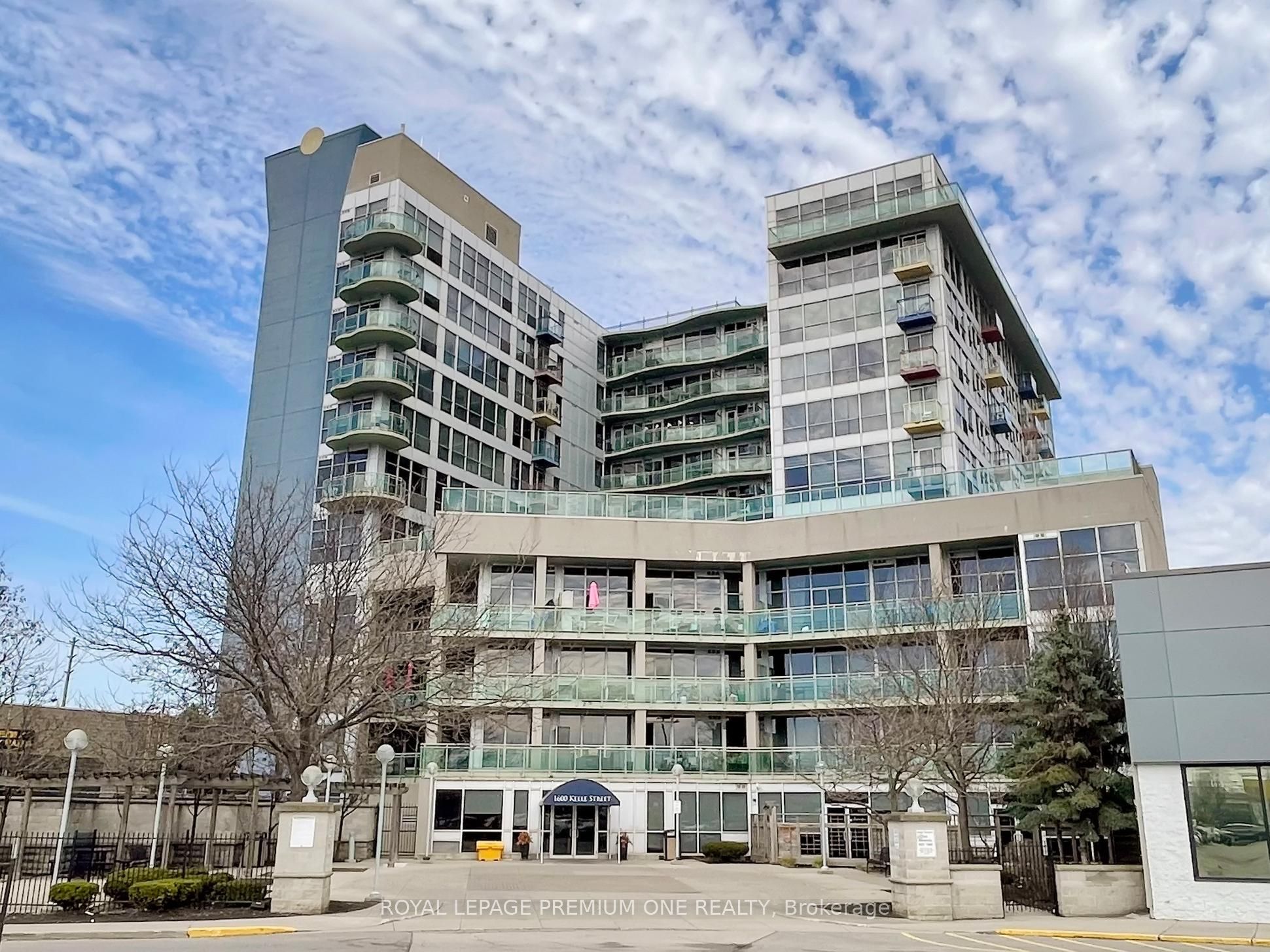 1600 Keele Street 1101, Toronto, ON M6N 5J1