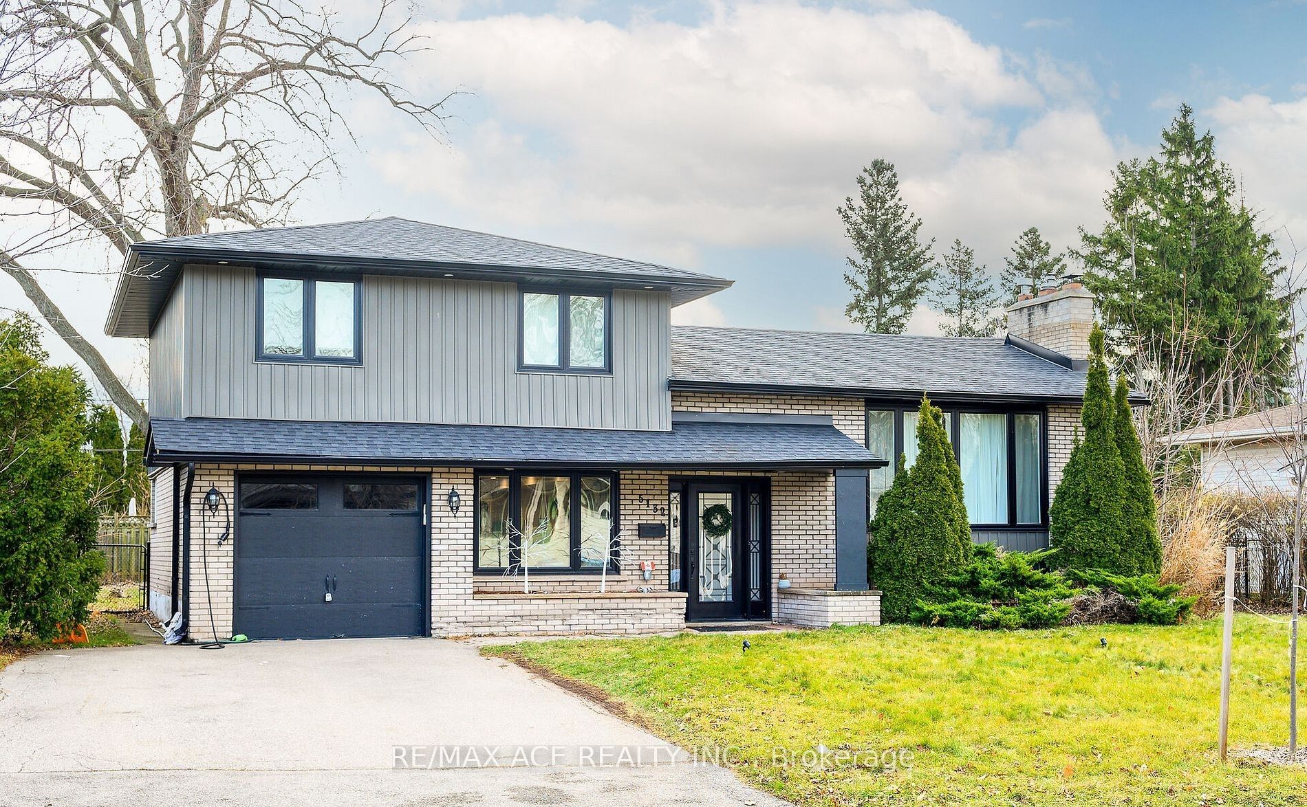 5132 Cherryhill Crescent, Burlington, ON L7L 4C2 photo 2
