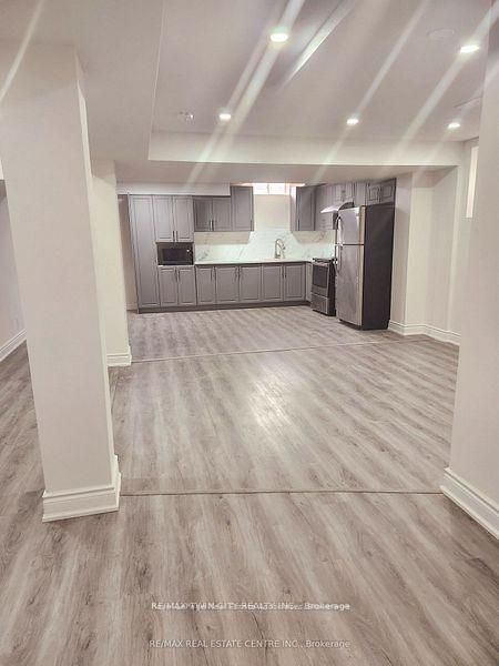 6 Goswell Street LOWER, Brampton, ON L6P 3G8 photo 2