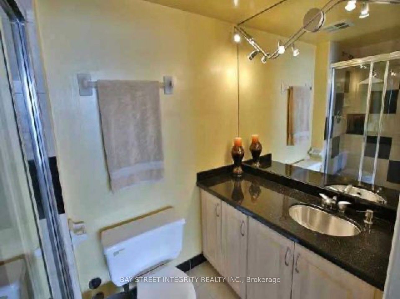 550 Webb Drive 2407, Mississauga, ON L5B 3Y4 photo 4