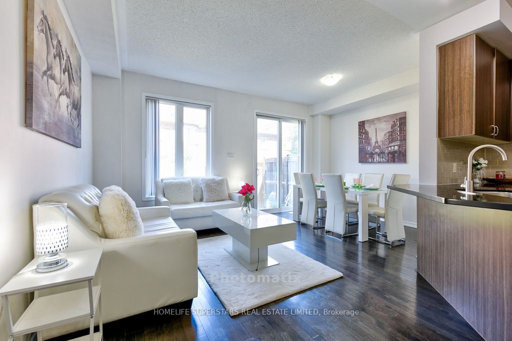 61 Utopia Way, Brampton, ON L6P 4A4 photo 2